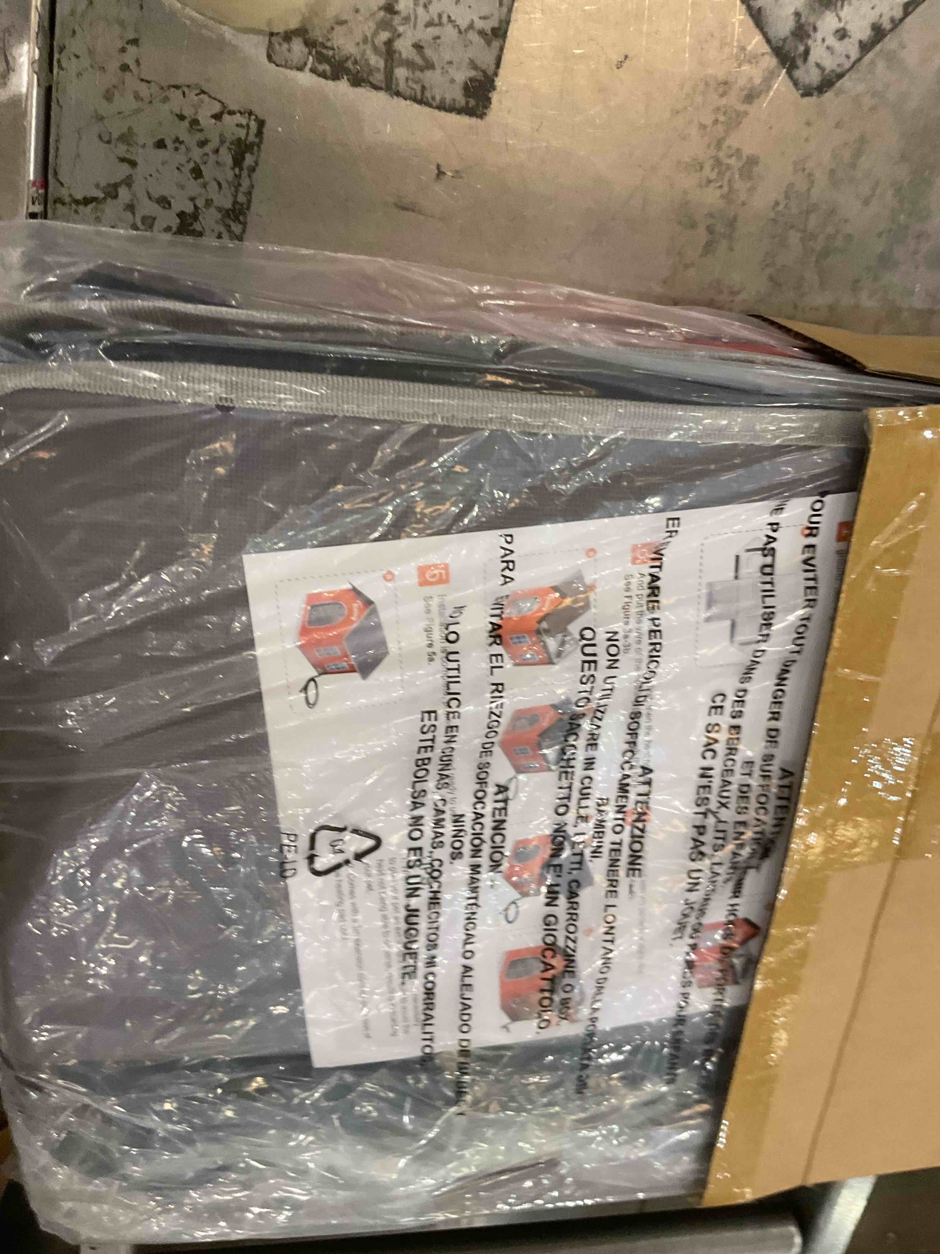 https://s3.amazonaws.com/lotting-images-prod/bidfta/PPE2494500_1745946451931.jpeg