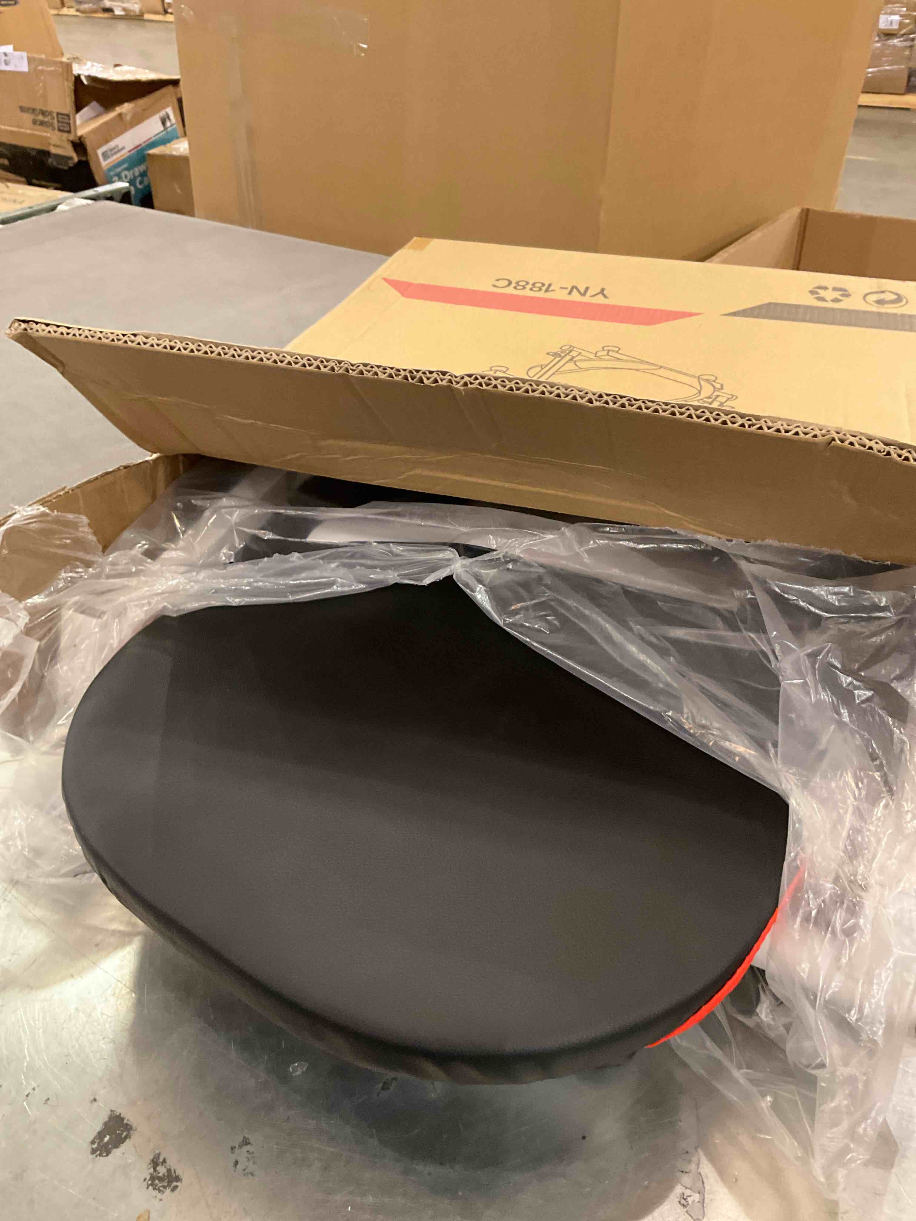 https://s3.amazonaws.com/lotting-images-prod/bidfta/PPE2495033_1746549999542.jpeg