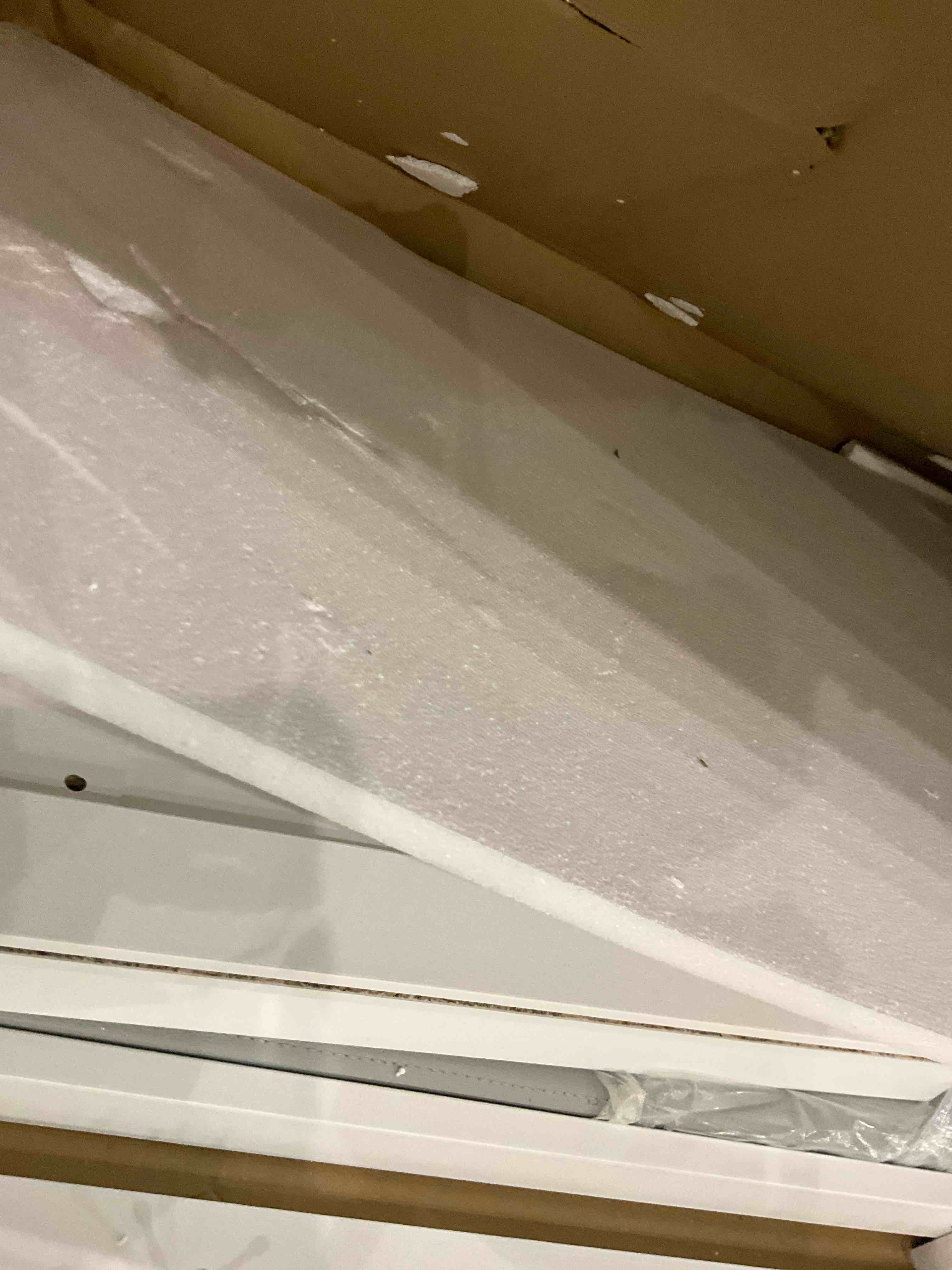 https://s3.amazonaws.com/lotting-images-prod/bidfta/PPE2495302_1746097655078.jpeg