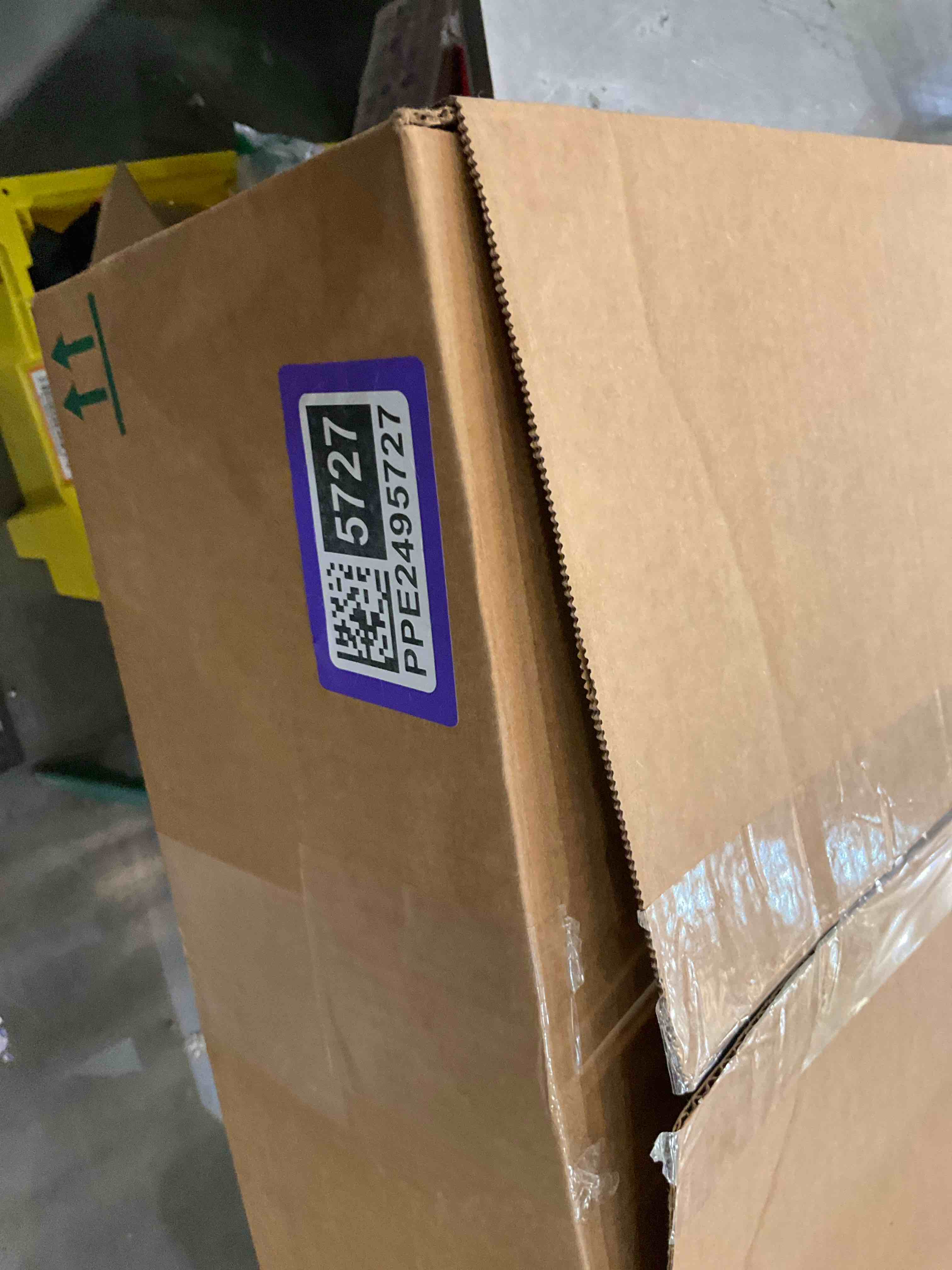 https://s3.amazonaws.com/lotting-images-prod/bidfta/PPE2495727_1746034987801.jpeg