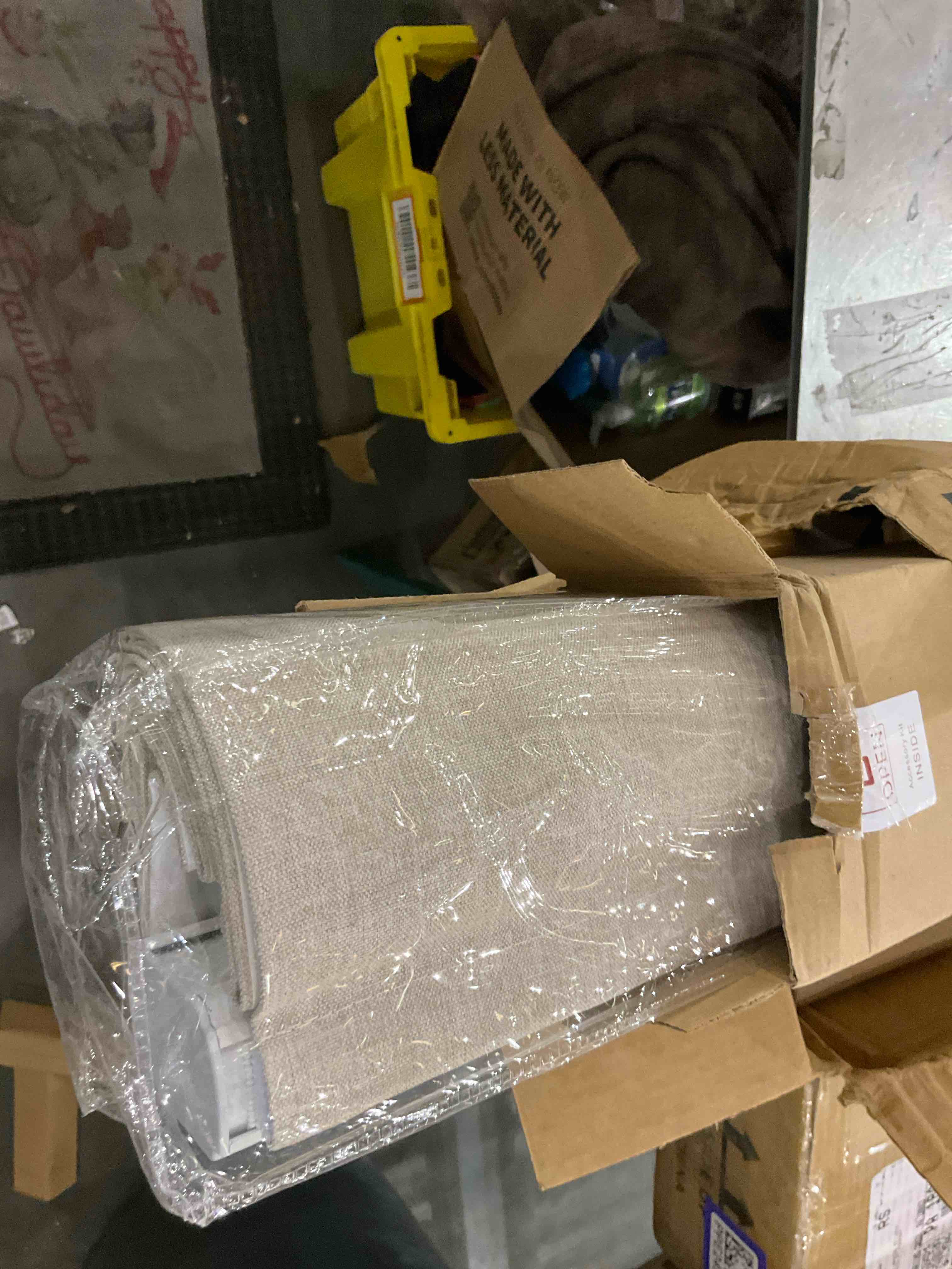 https://s3.amazonaws.com/lotting-images-prod/bidfta/PPE2495754_1746039488789.jpeg
