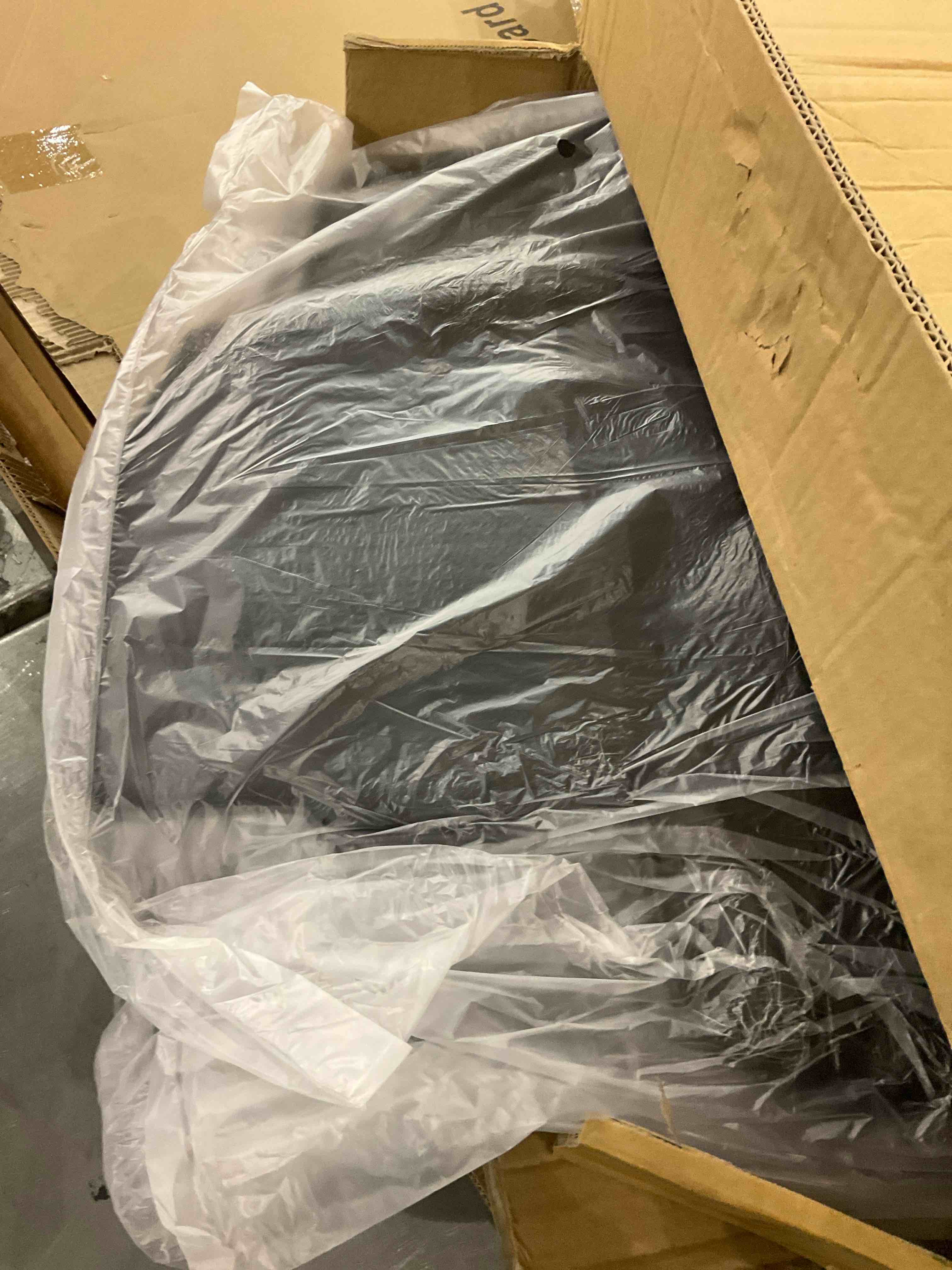 https://s3.amazonaws.com/lotting-images-prod/bidfta/PPE2495789_1746098865023.jpeg