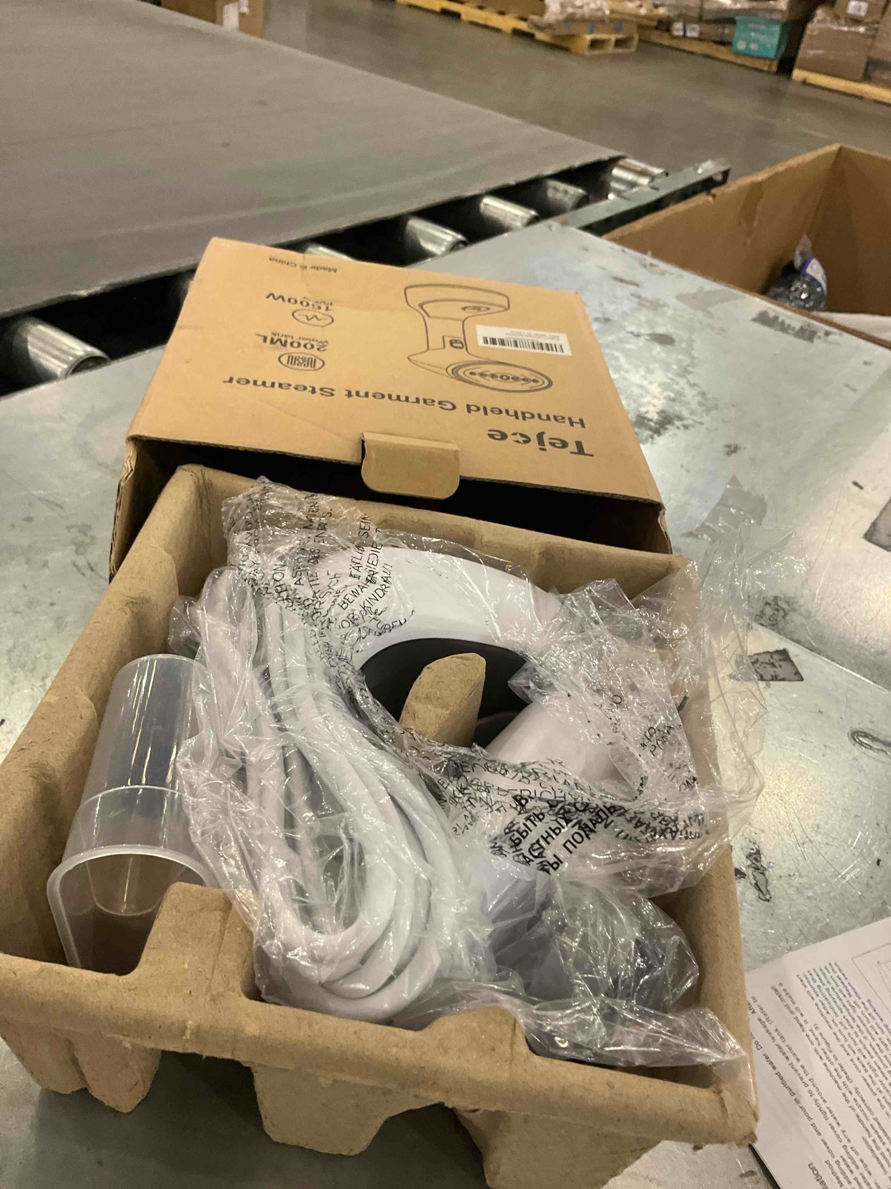https://s3.amazonaws.com/lotting-images-prod/bidfta/PPE2495940_1746107946579.jpeg