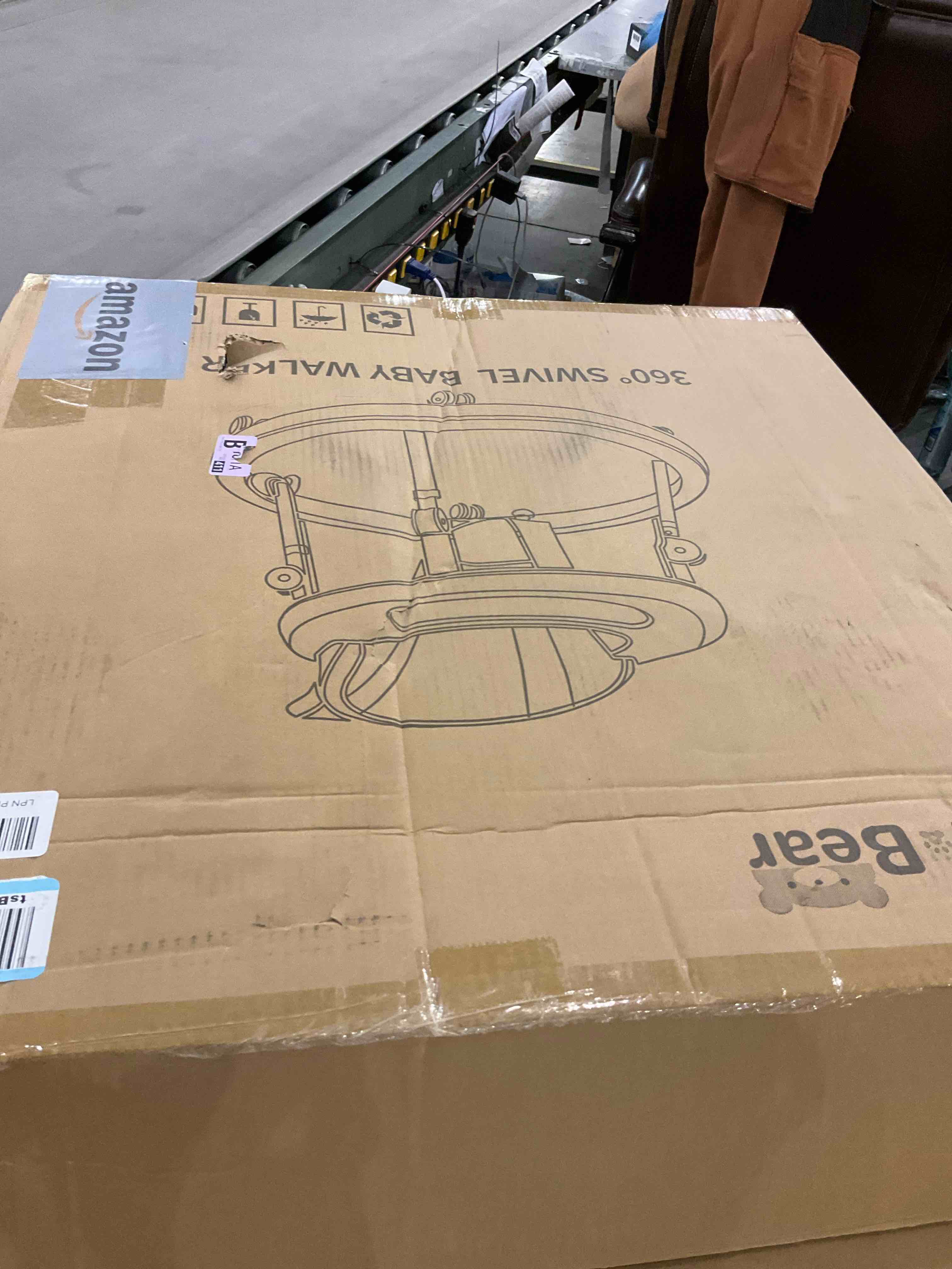 https://s3.amazonaws.com/lotting-images-prod/bidfta/PPE2495947_1746101302033.jpeg