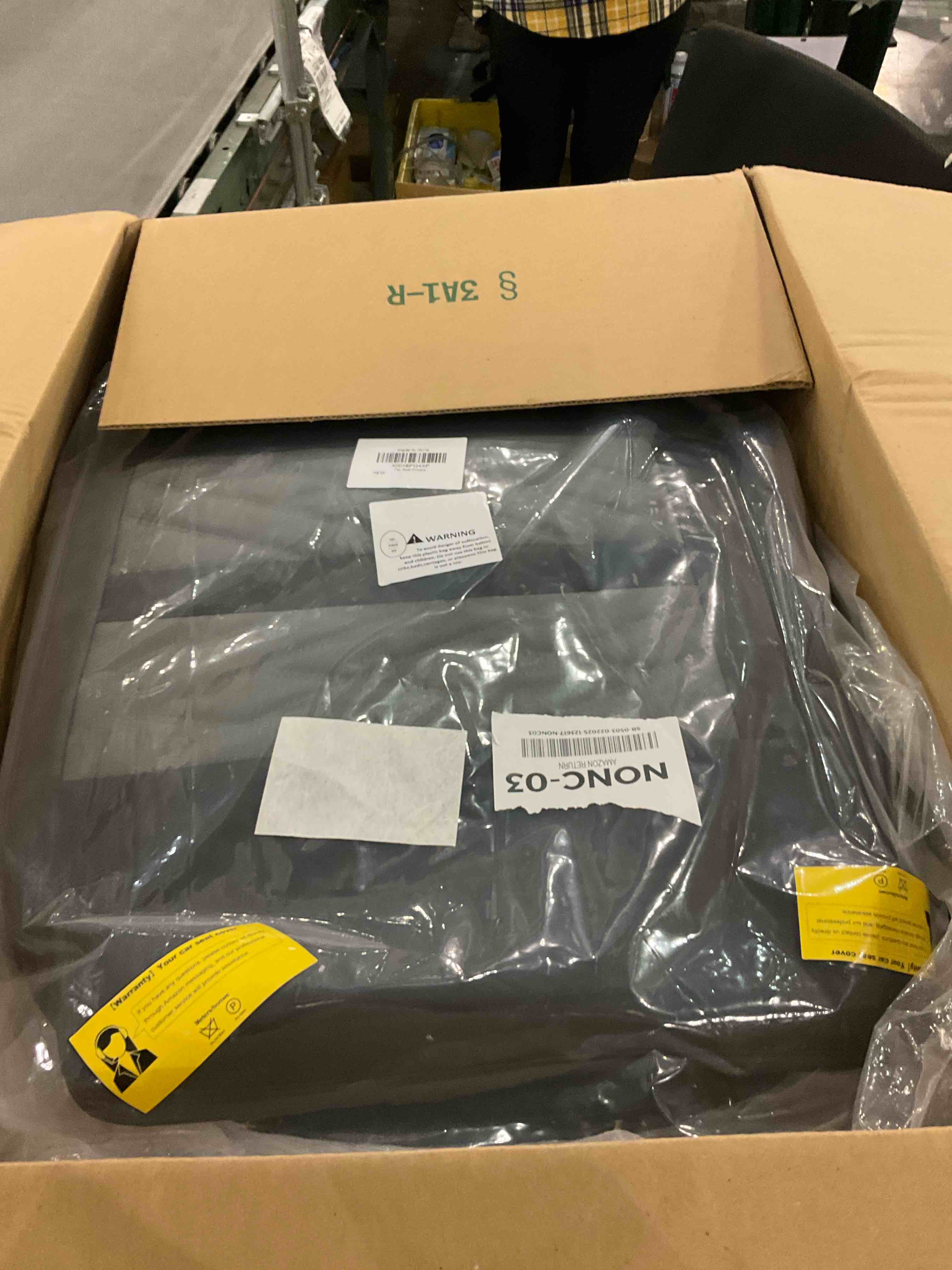 https://s3.amazonaws.com/lotting-images-prod/bidfta/PPE2495954_1746101475949.jpeg