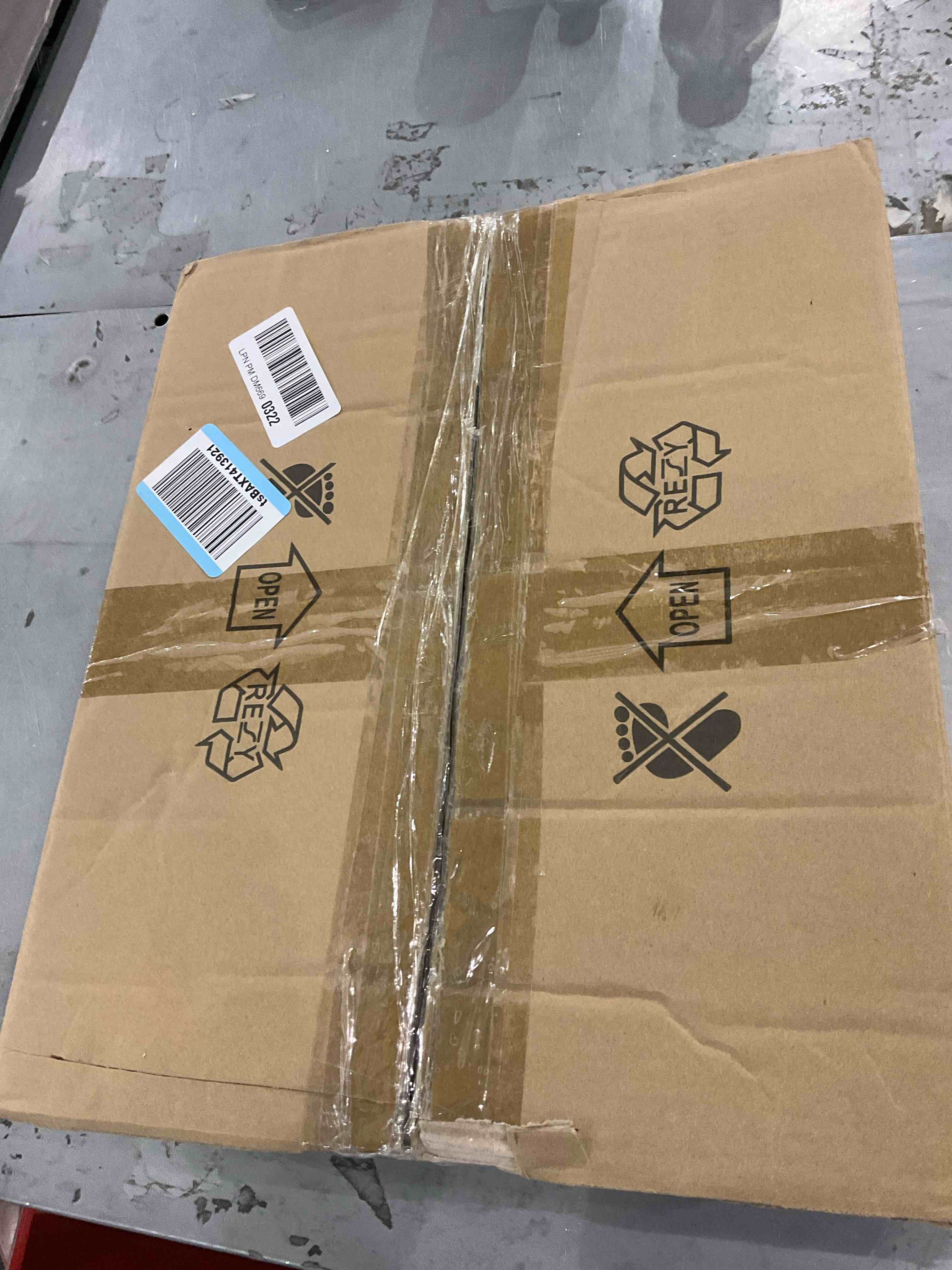 https://s3.amazonaws.com/lotting-images-prod/bidfta/PPE2496003_1746100464446.jpeg