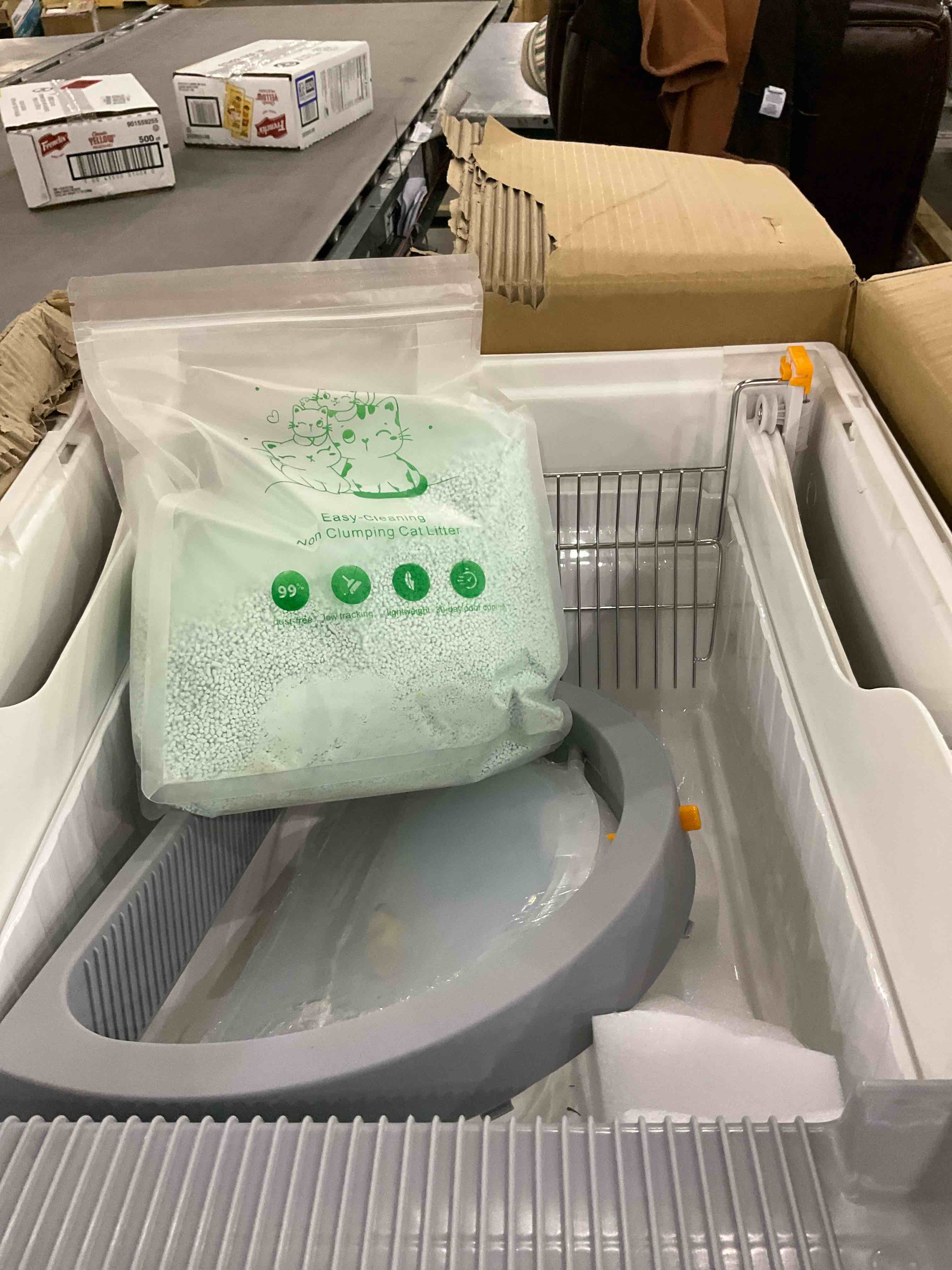 https://s3.amazonaws.com/lotting-images-prod/bidfta/PPE2496061_1746101898192.jpeg