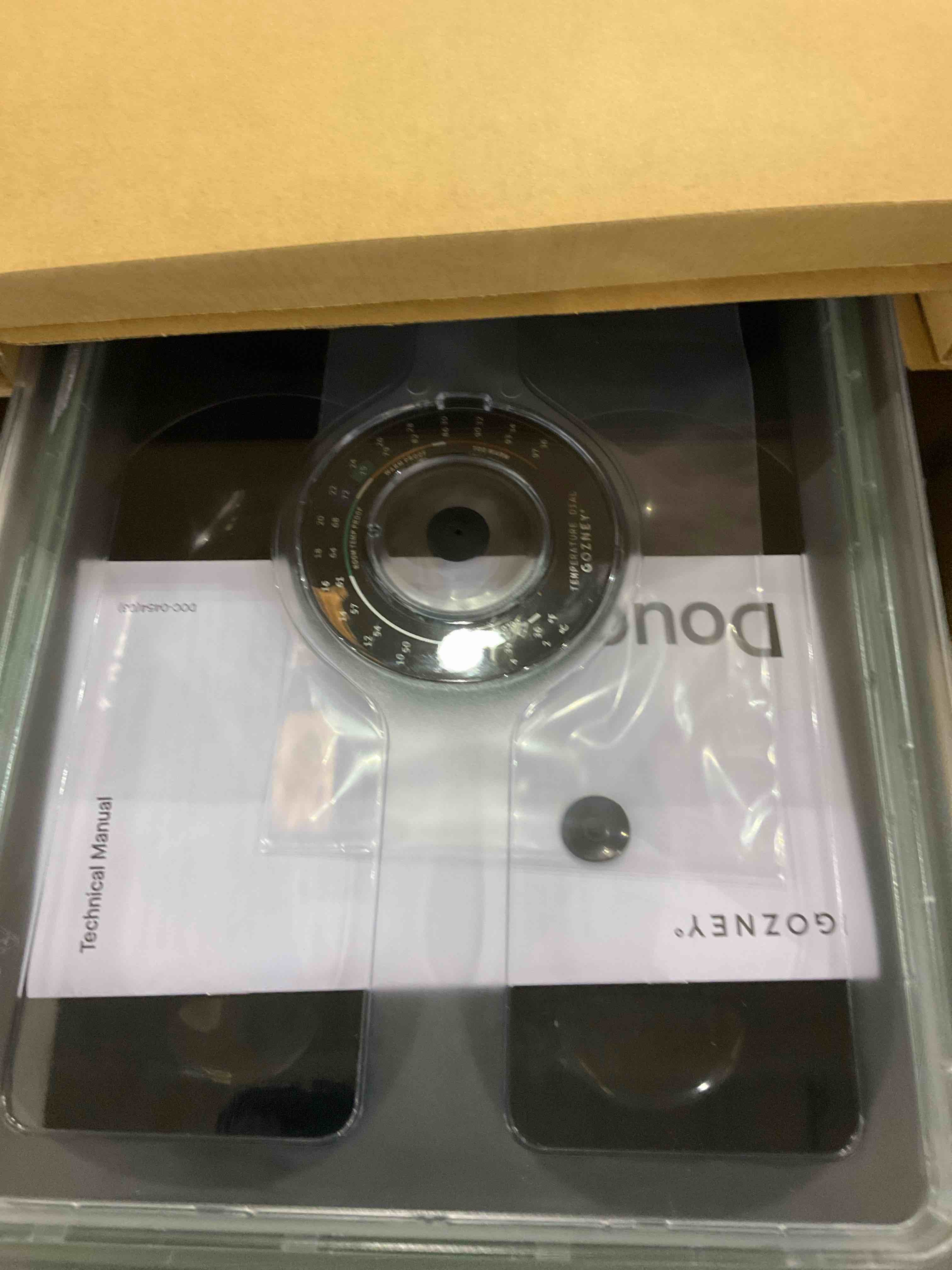 https://s3.amazonaws.com/lotting-images-prod/bidfta/PPE2496123_1746101600810.jpeg