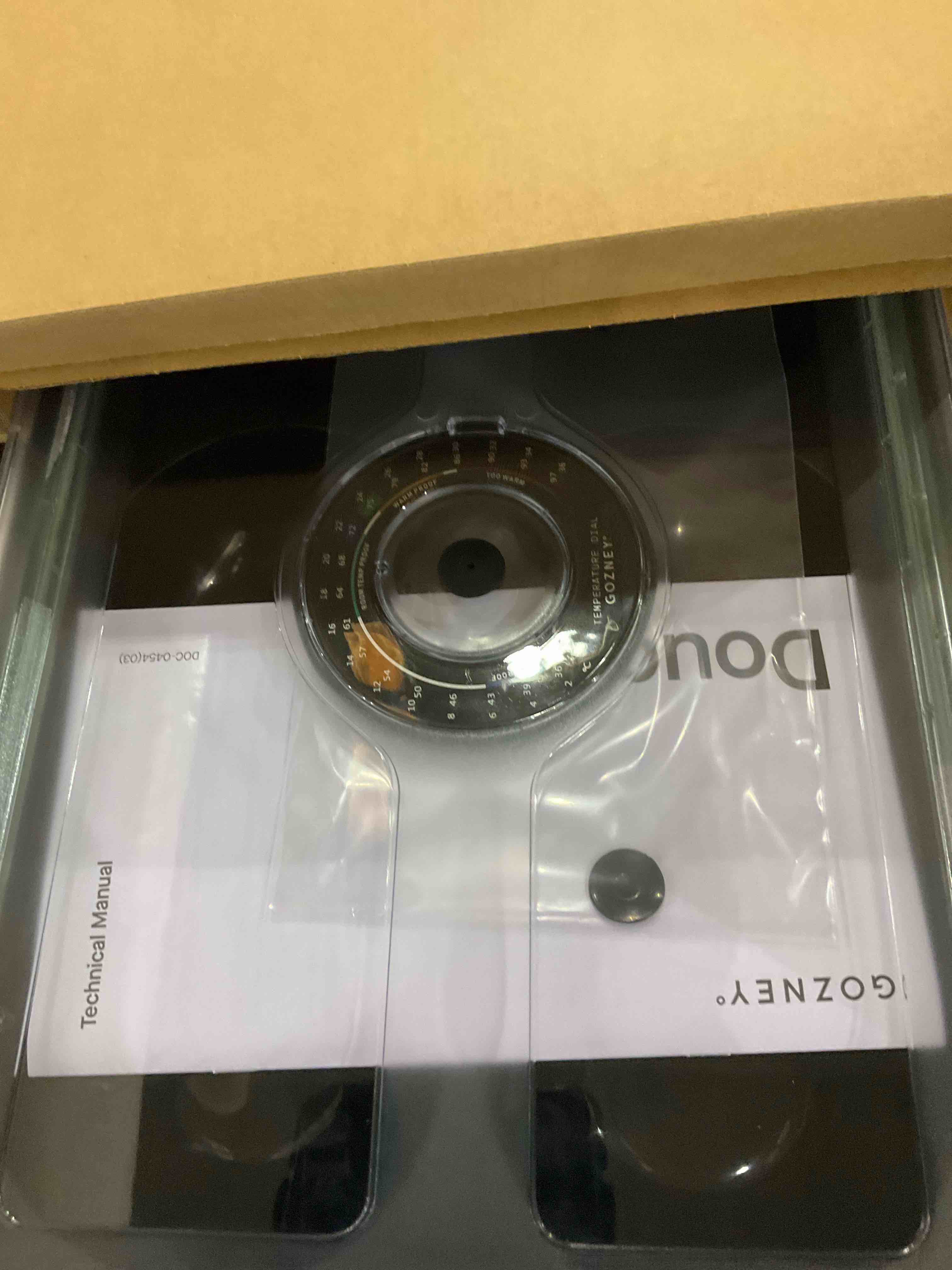 https://s3.amazonaws.com/lotting-images-prod/bidfta/PPE2496123_1746101603016.jpeg
