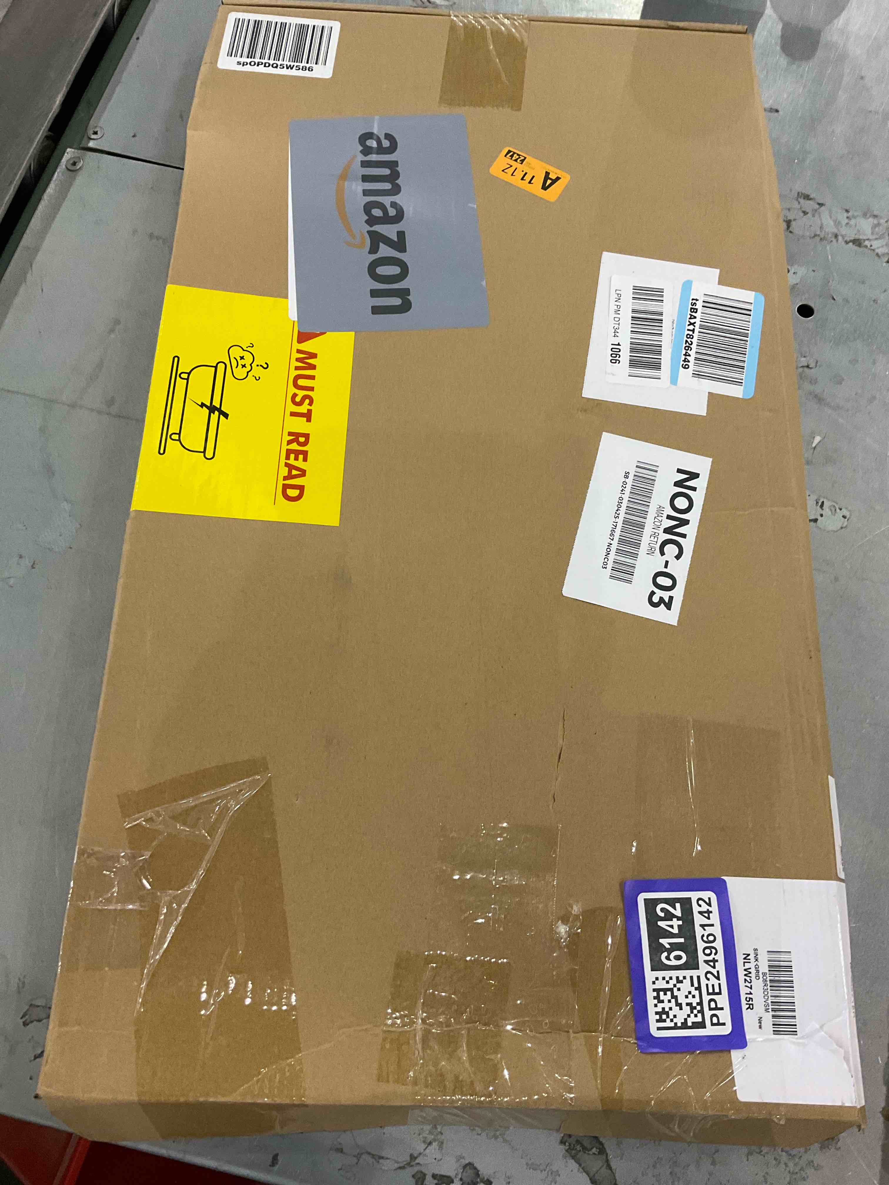 https://s3.amazonaws.com/lotting-images-prod/bidfta/PPE2496142_1746102111660.jpeg