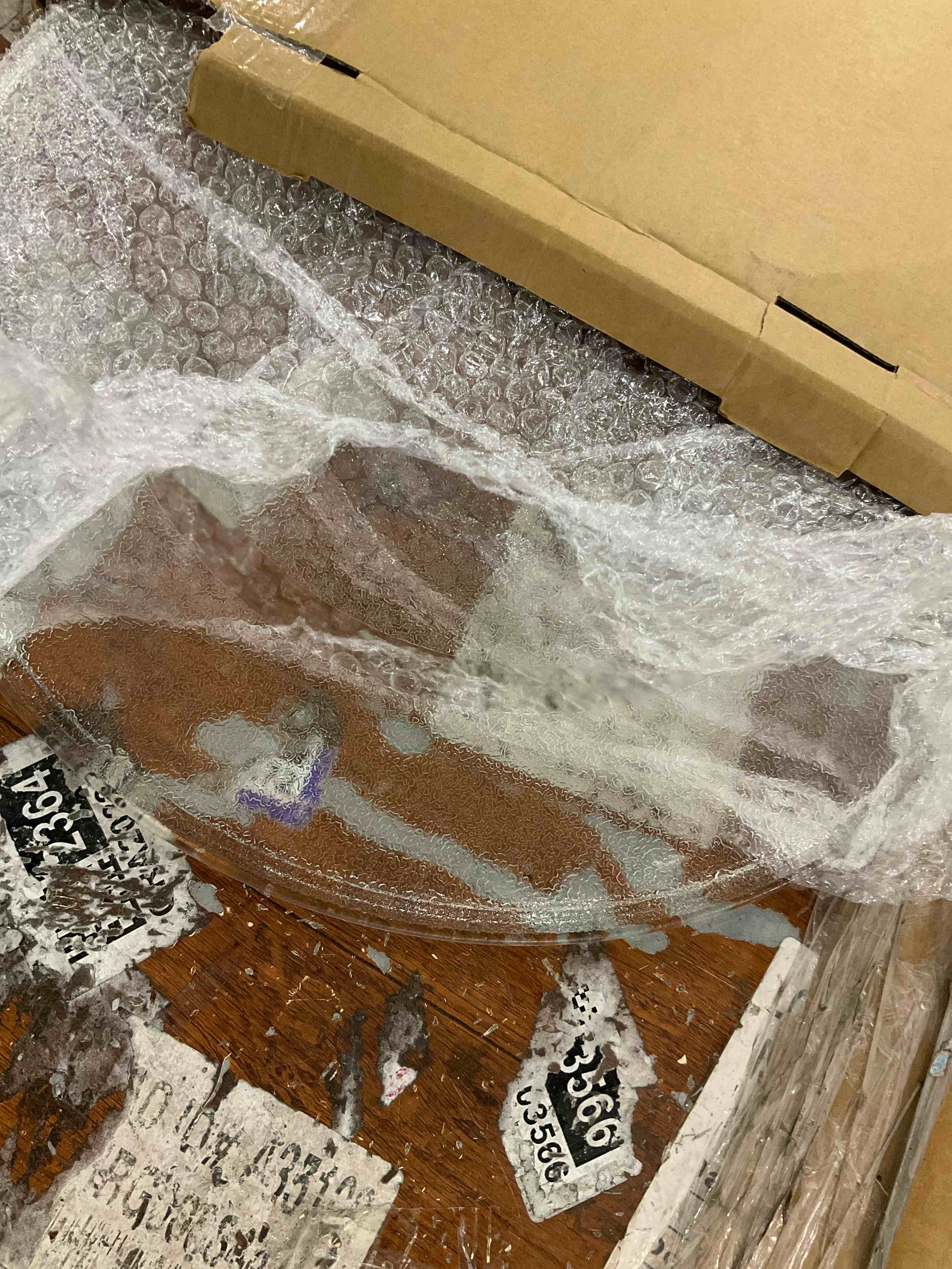 https://s3.amazonaws.com/lotting-images-prod/bidfta/PPE2496208_1746113314010.jpeg