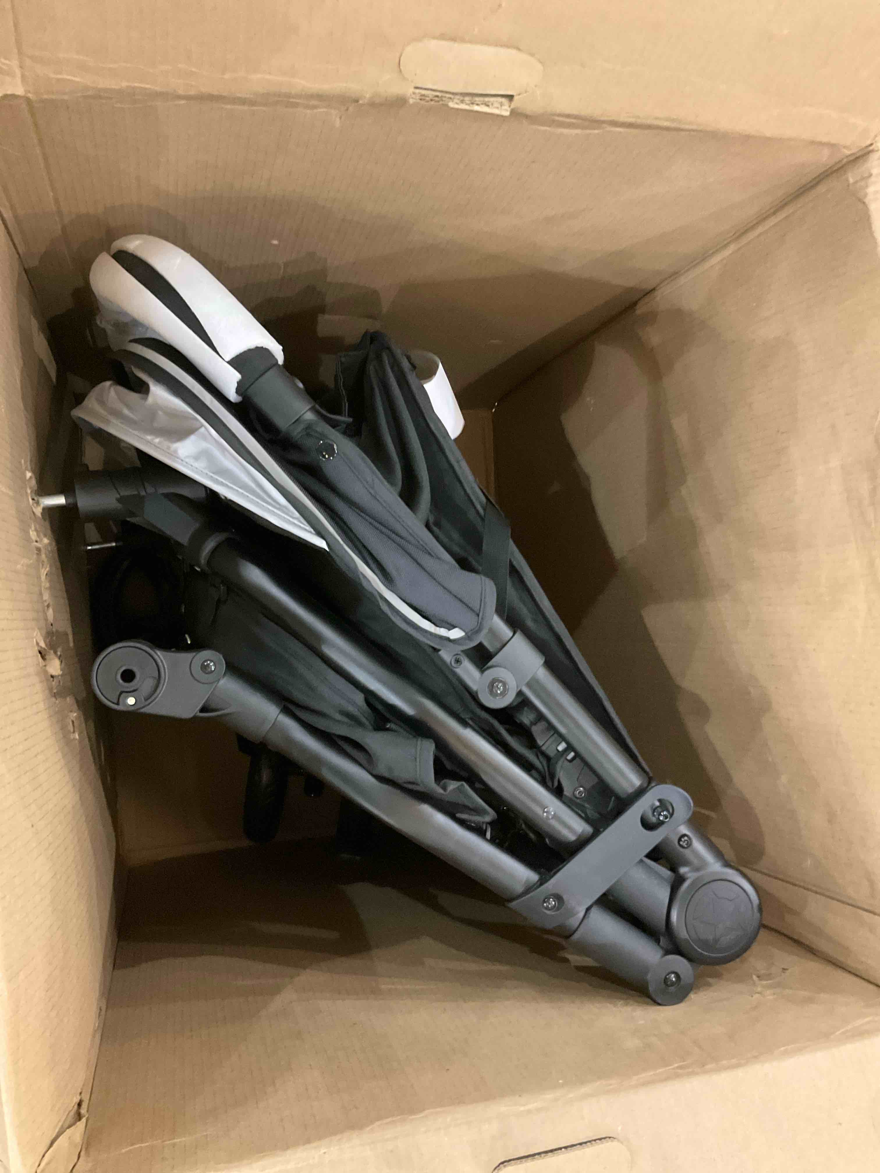 https://s3.amazonaws.com/lotting-images-prod/bidfta/PPE2496219_1746112931162.jpeg