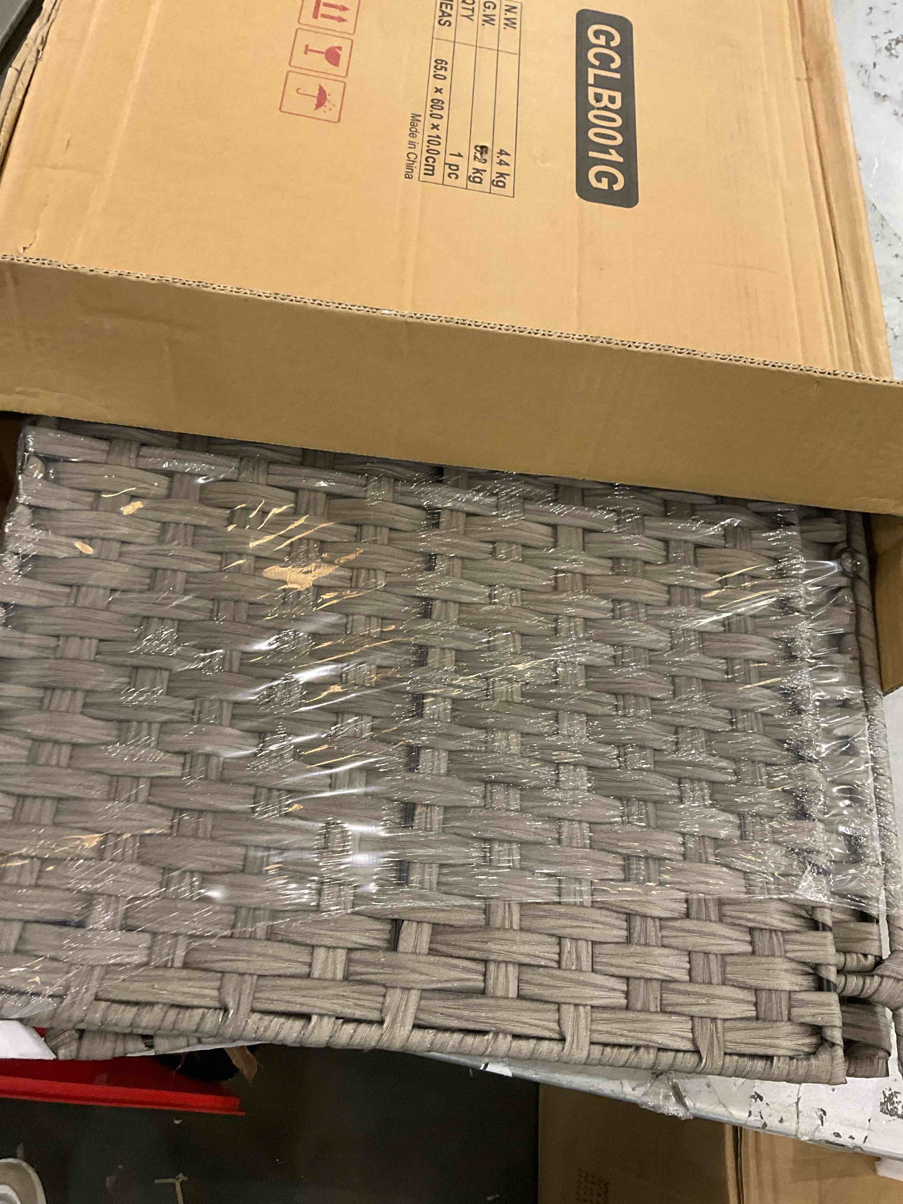 https://s3.amazonaws.com/lotting-images-prod/bidfta/PPE2496234_1746106023075.jpeg