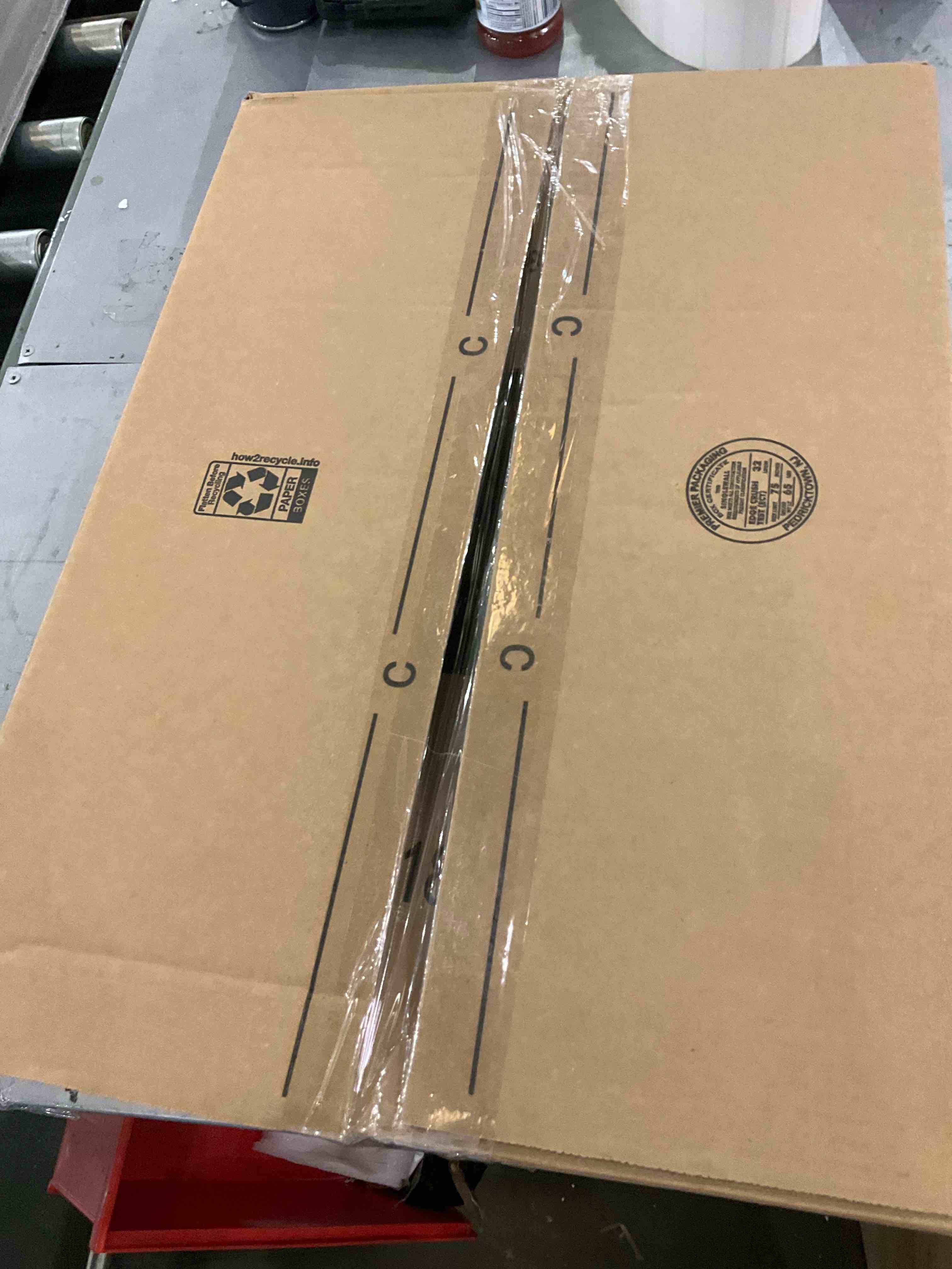 https://s3.amazonaws.com/lotting-images-prod/bidfta/PPE2496349_1746108879604.jpeg