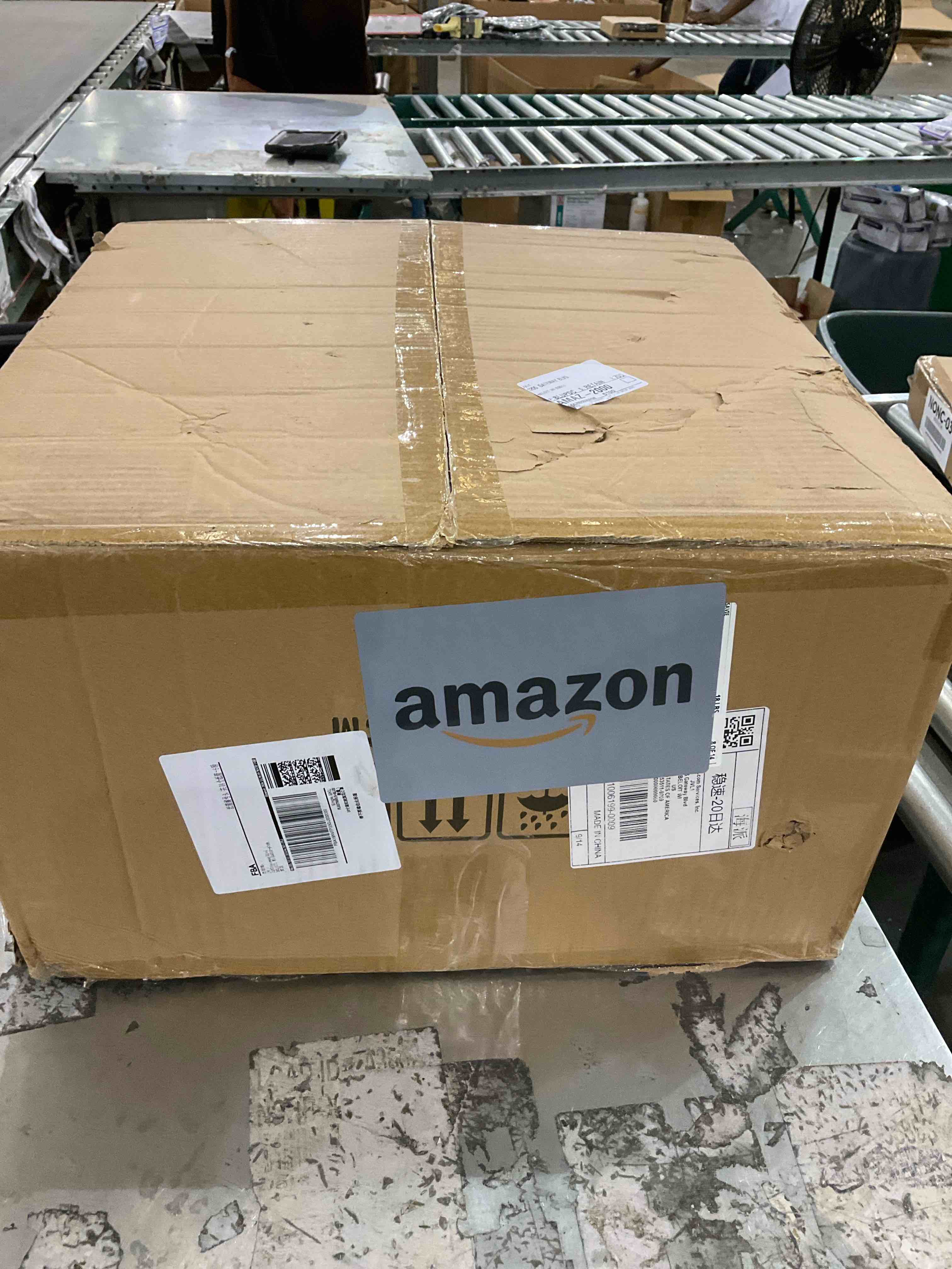 https://s3.amazonaws.com/lotting-images-prod/bidfta/PPE2496353_1746108434939.jpeg