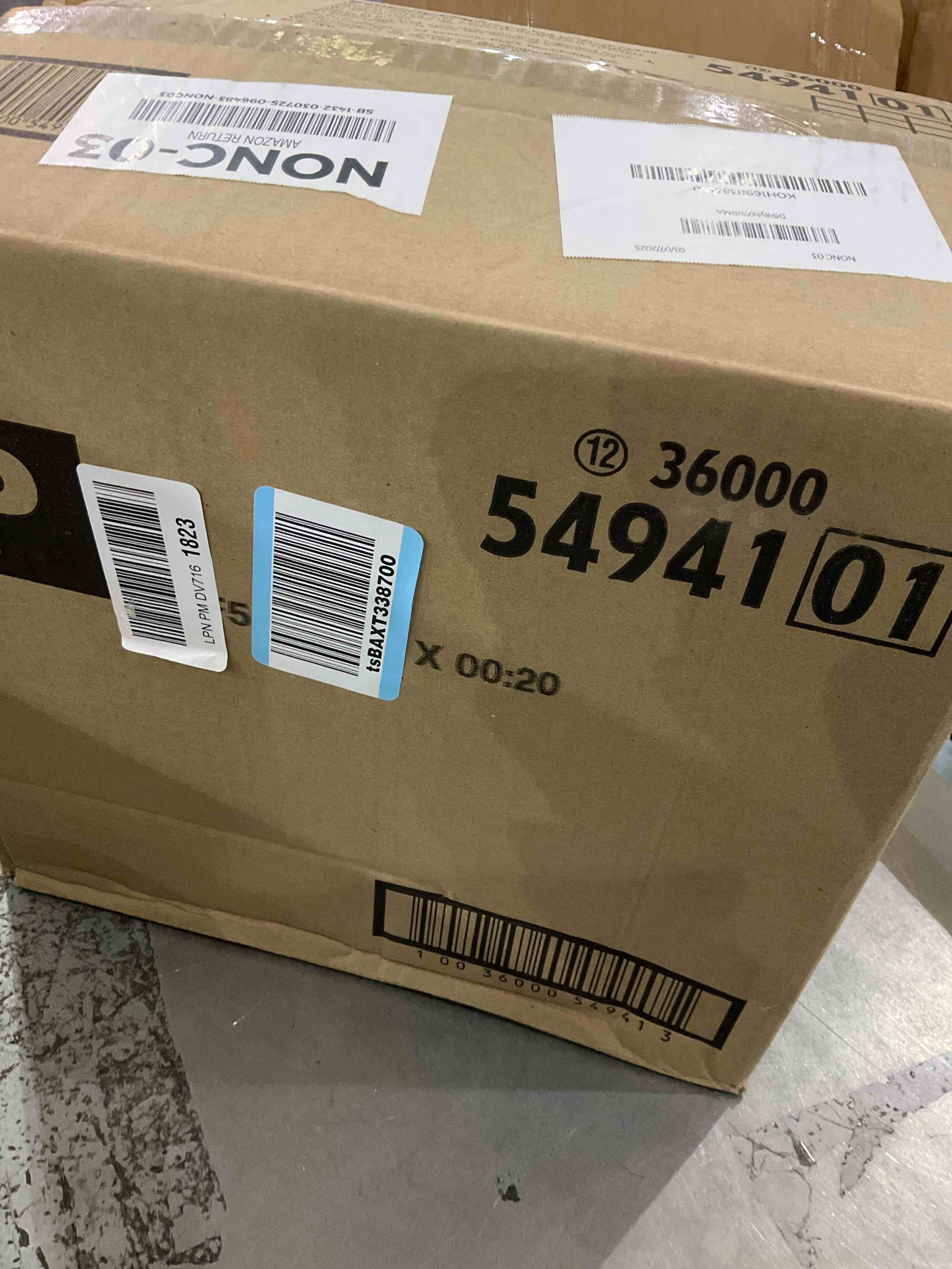 https://s3.amazonaws.com/lotting-images-prod/bidfta/PPE2496478_1746118920377.jpeg