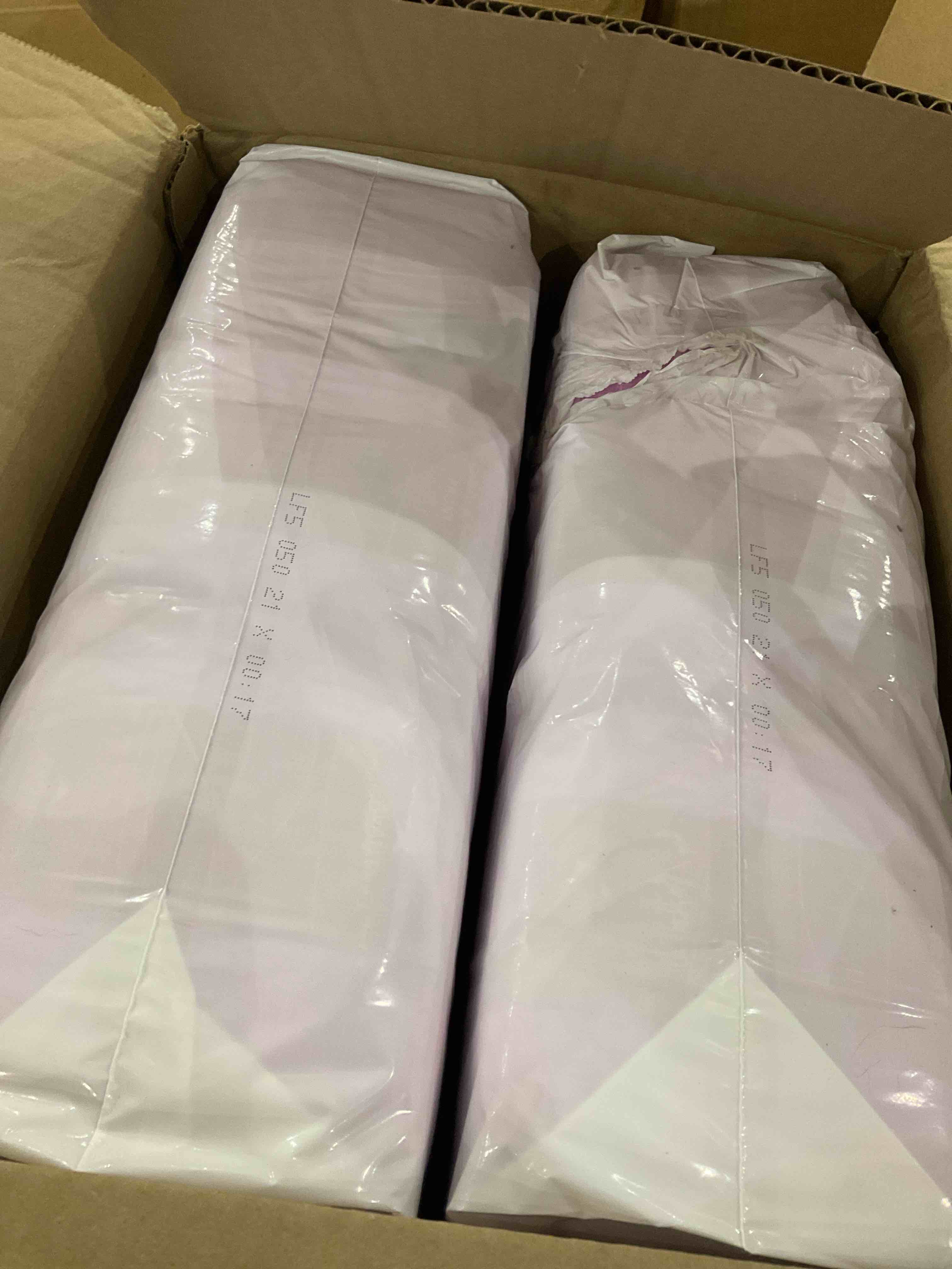 https://s3.amazonaws.com/lotting-images-prod/bidfta/PPE2496478_1746118936809.jpeg