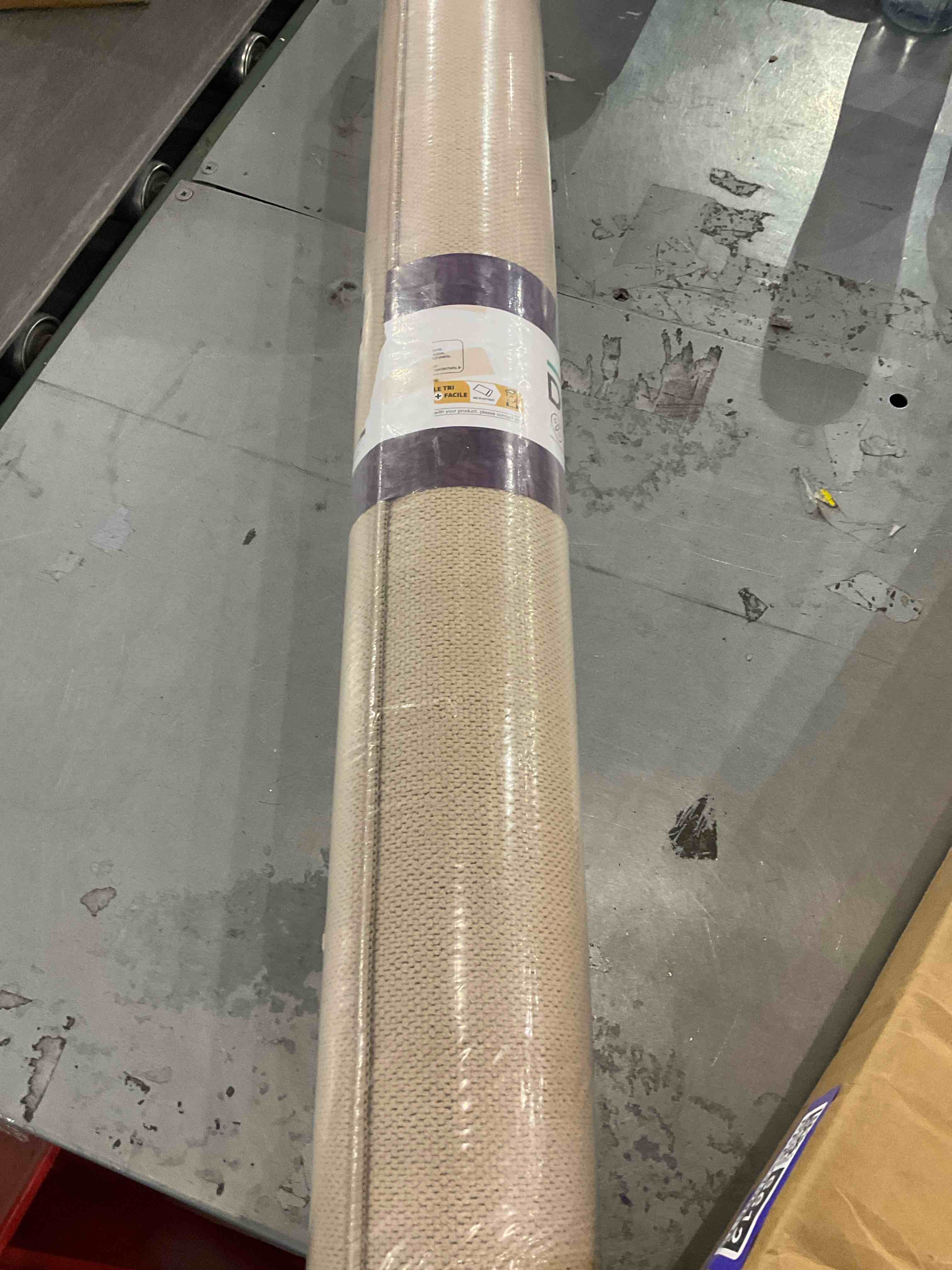 https://s3.amazonaws.com/lotting-images-prod/bidfta/PPE2496612_1746119260577.jpeg