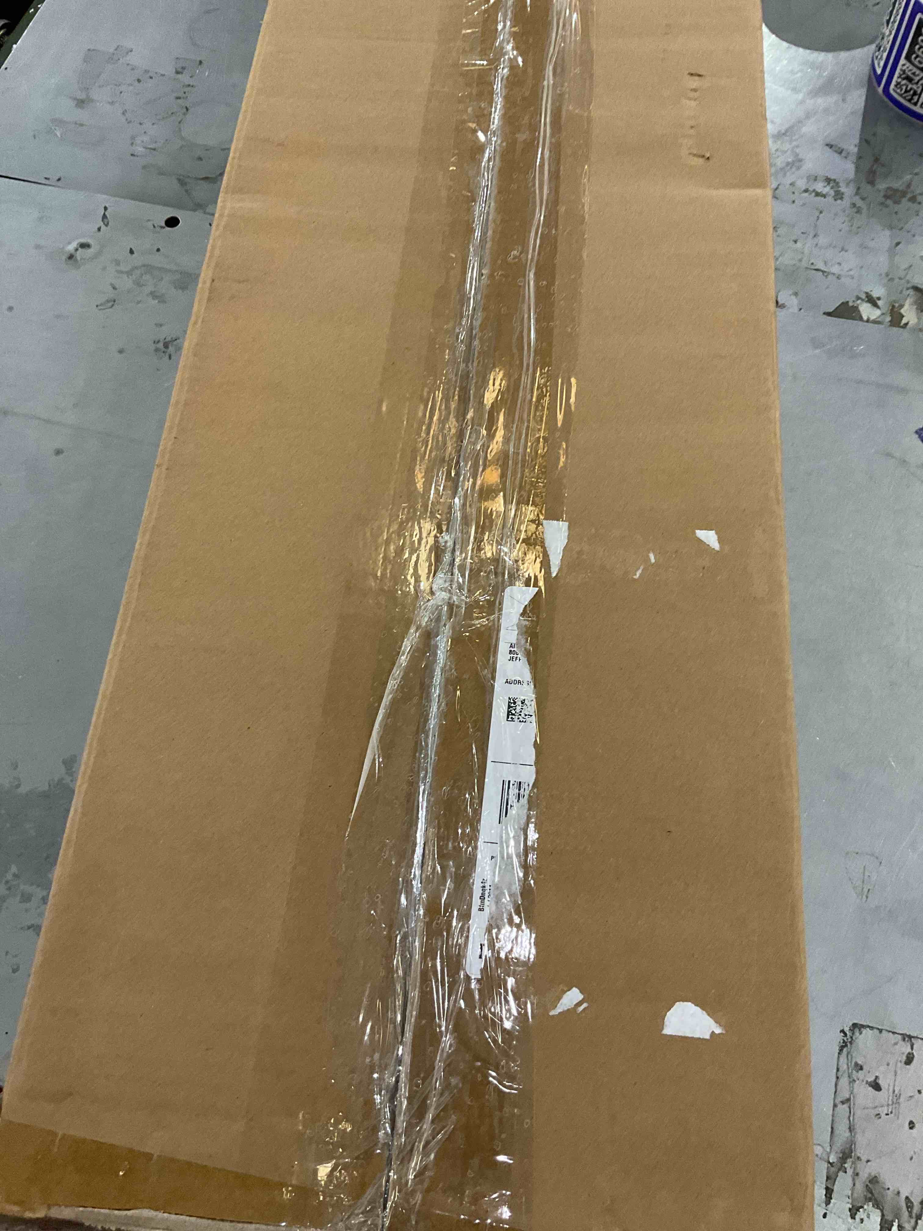 https://s3.amazonaws.com/lotting-images-prod/bidfta/PPE2496668_1746114425984.jpeg