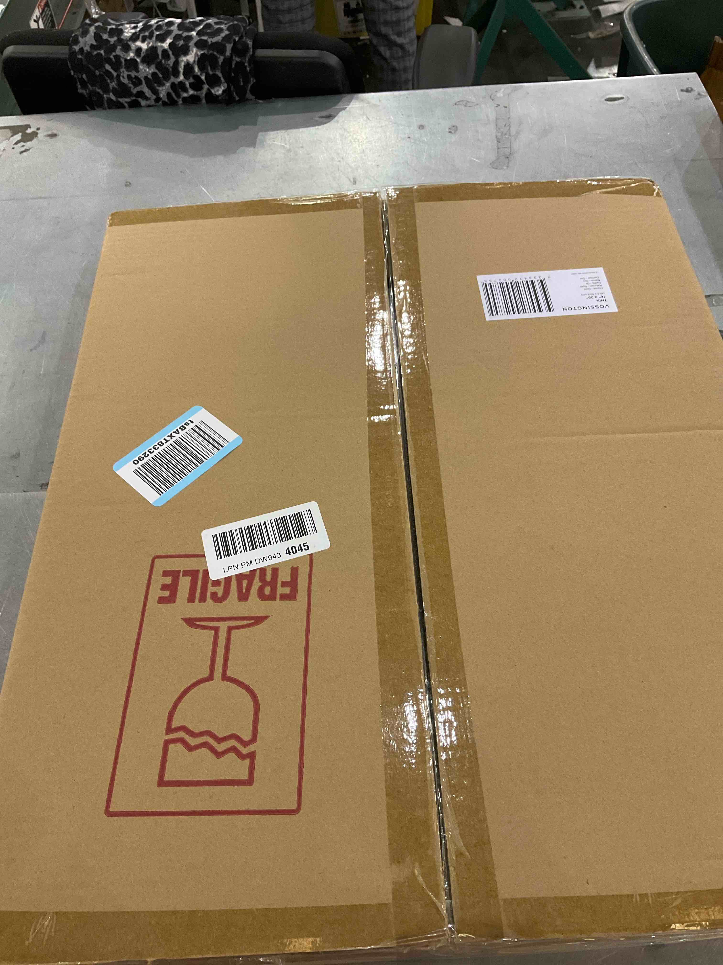 https://s3.amazonaws.com/lotting-images-prod/bidfta/PPE2496691_1746118434240.jpeg