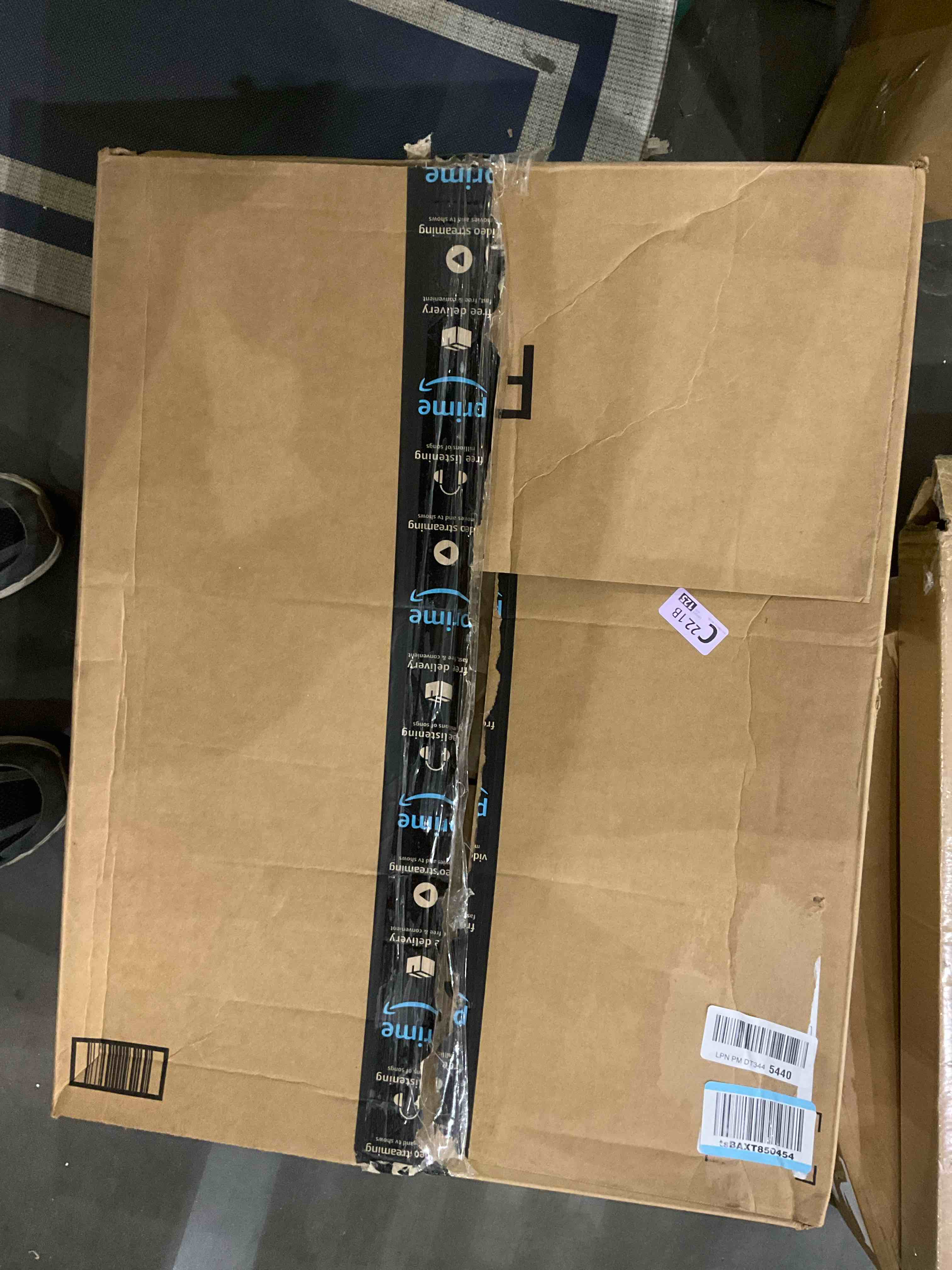 https://s3.amazonaws.com/lotting-images-prod/bidfta/PPE2496786_1747657277486.jpeg