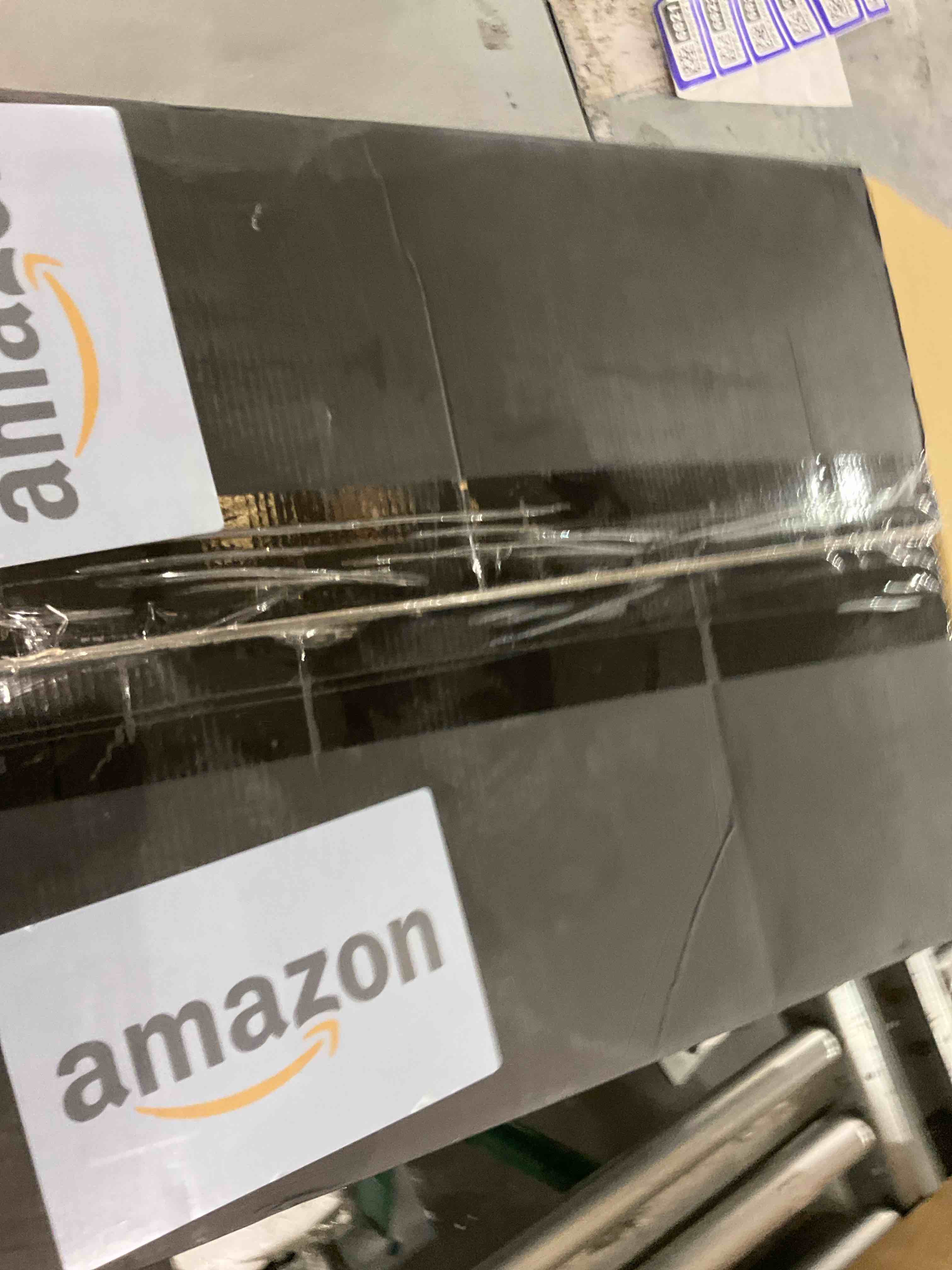 https://s3.amazonaws.com/lotting-images-prod/bidfta/PPE2496855_1746118908297.jpeg