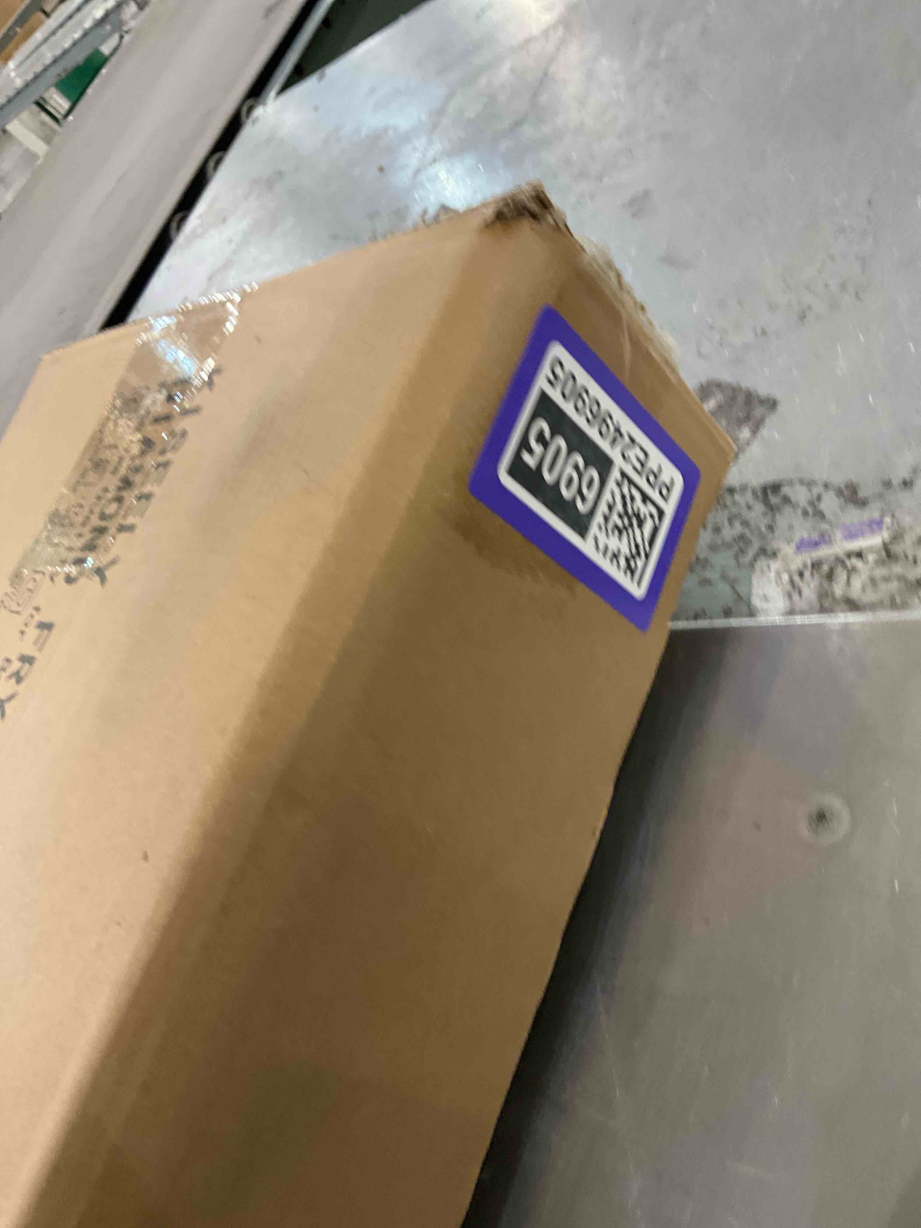 https://s3.amazonaws.com/lotting-images-prod/bidfta/PPE2496905_1746121409651.jpeg