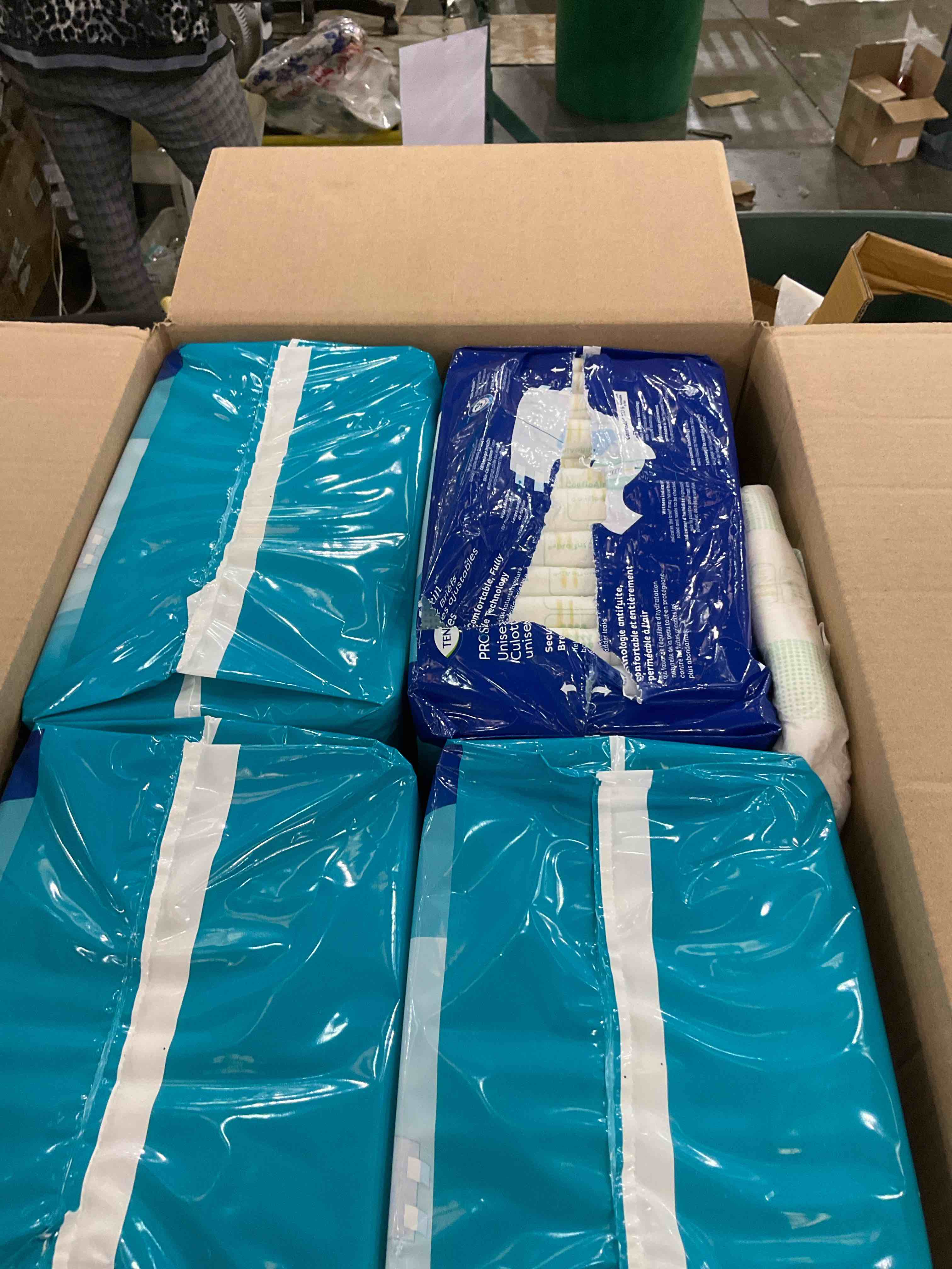https://s3.amazonaws.com/lotting-images-prod/bidfta/PPE2496935_1746124344138.jpeg