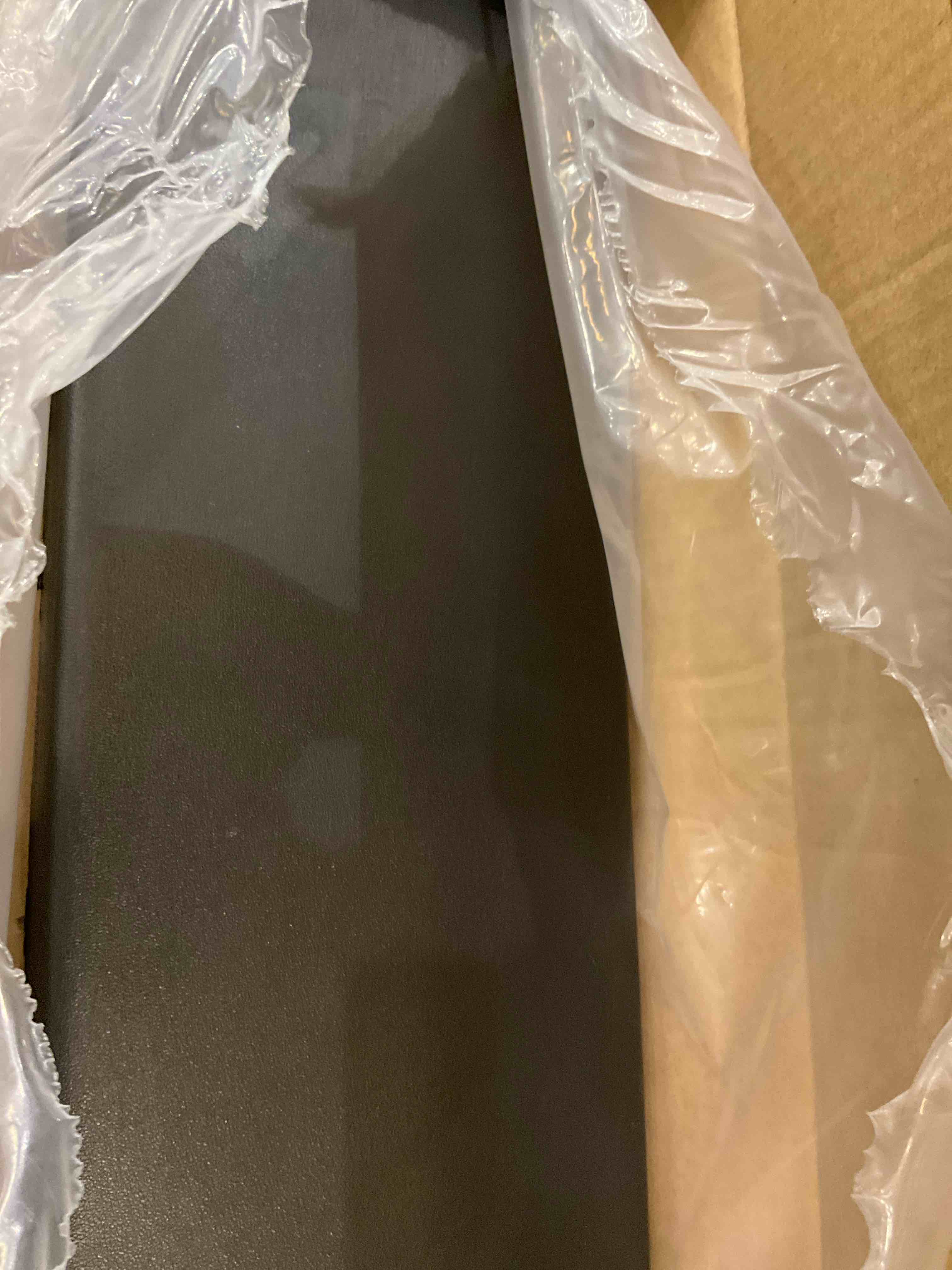 https://s3.amazonaws.com/lotting-images-prod/bidfta/PPE2496961_1746125931601.jpeg
