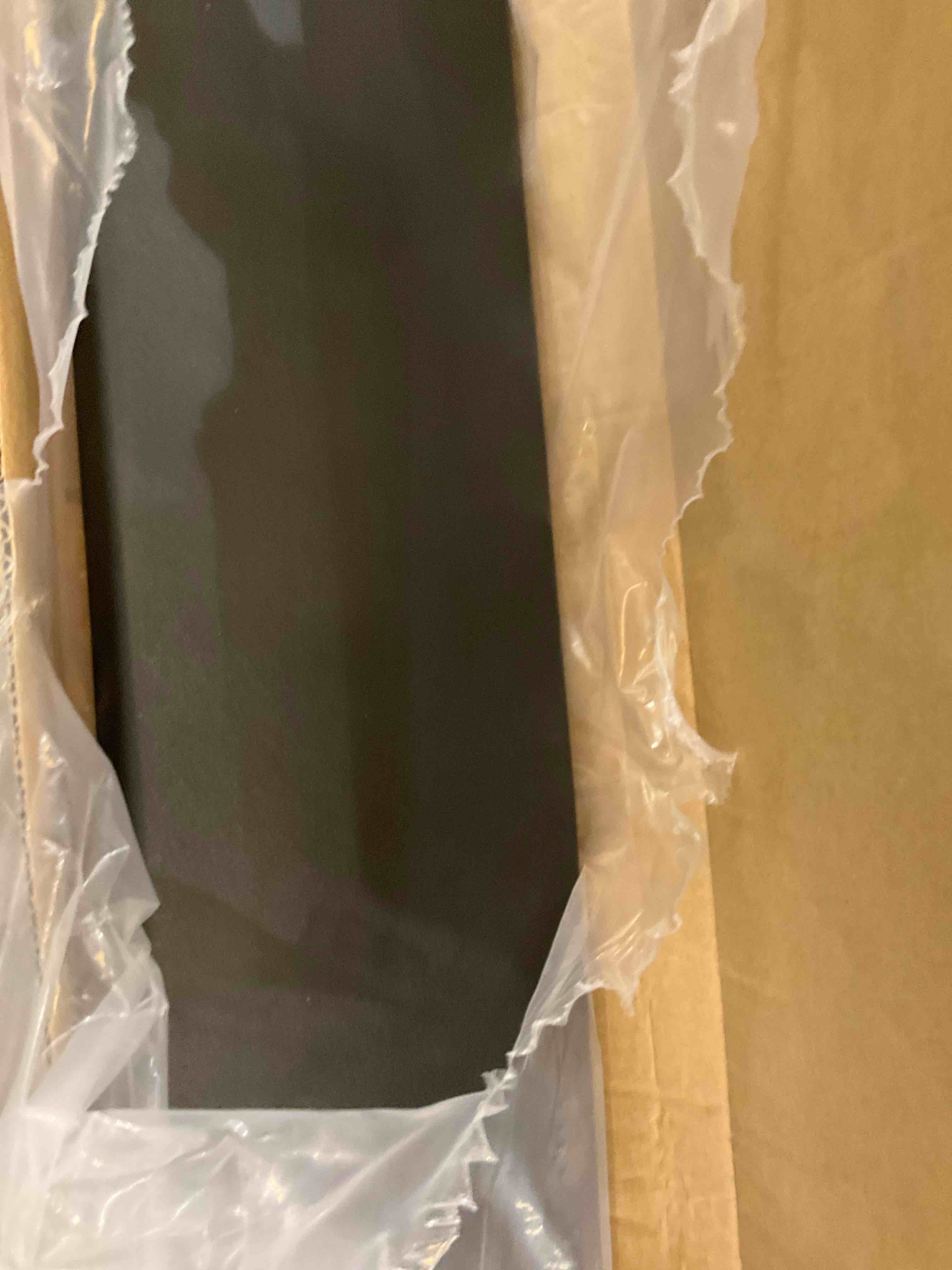 https://s3.amazonaws.com/lotting-images-prod/bidfta/PPE2496961_1746125933171.jpeg