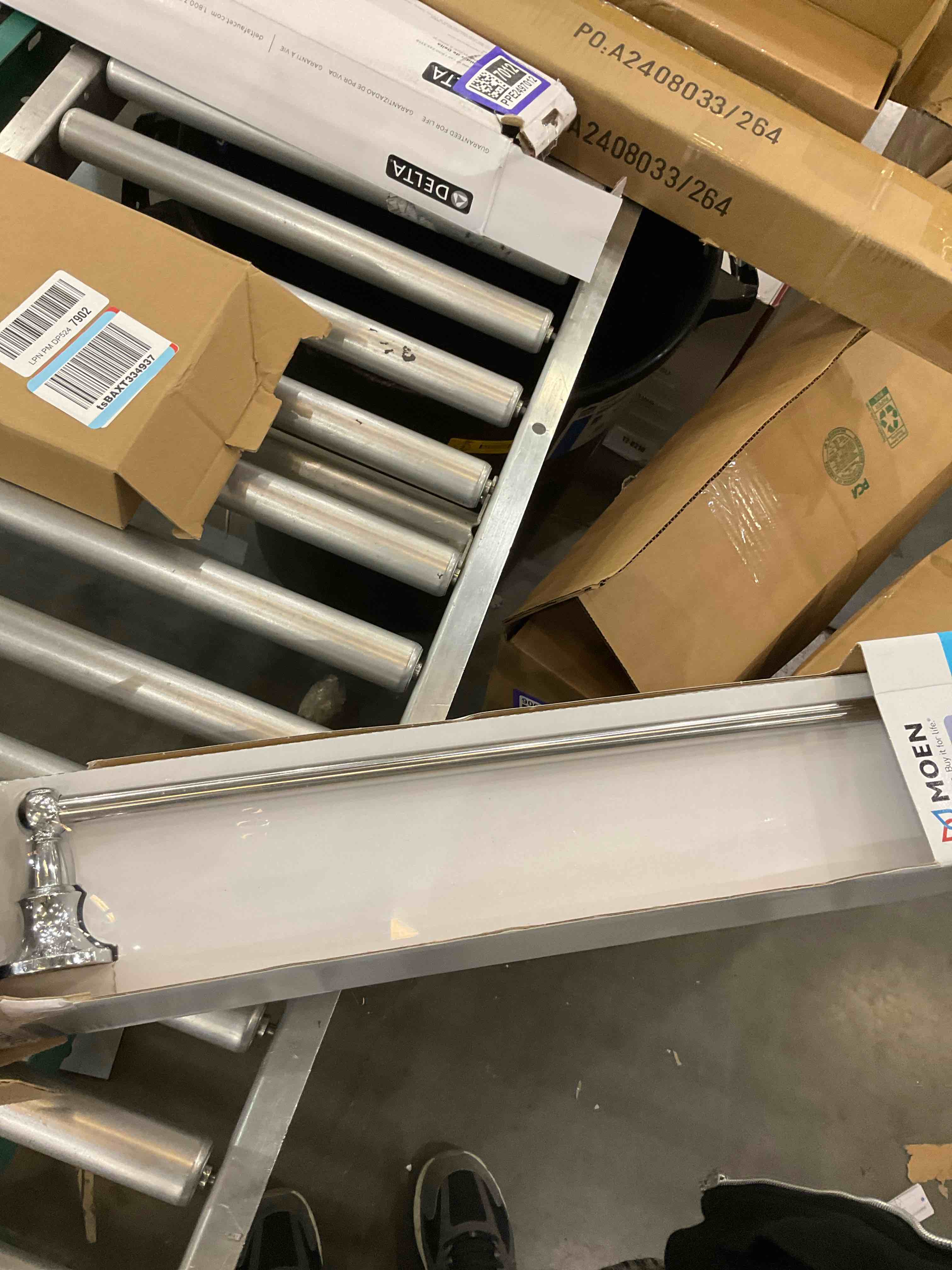 https://s3.amazonaws.com/lotting-images-prod/bidfta/PPE2497008_1746124648832.jpeg