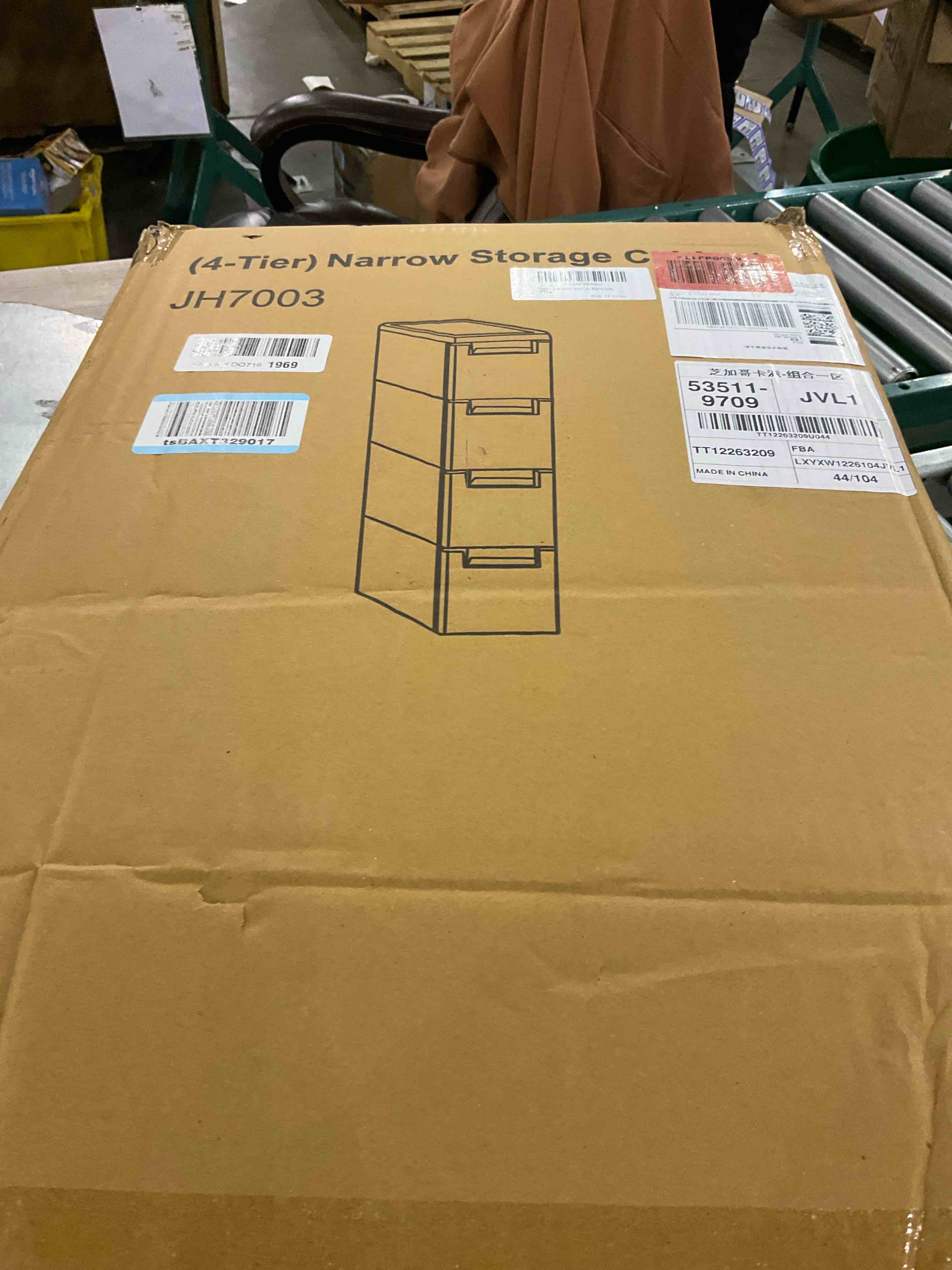 https://s3.amazonaws.com/lotting-images-prod/bidfta/PPE2497057_1746186727092.jpeg