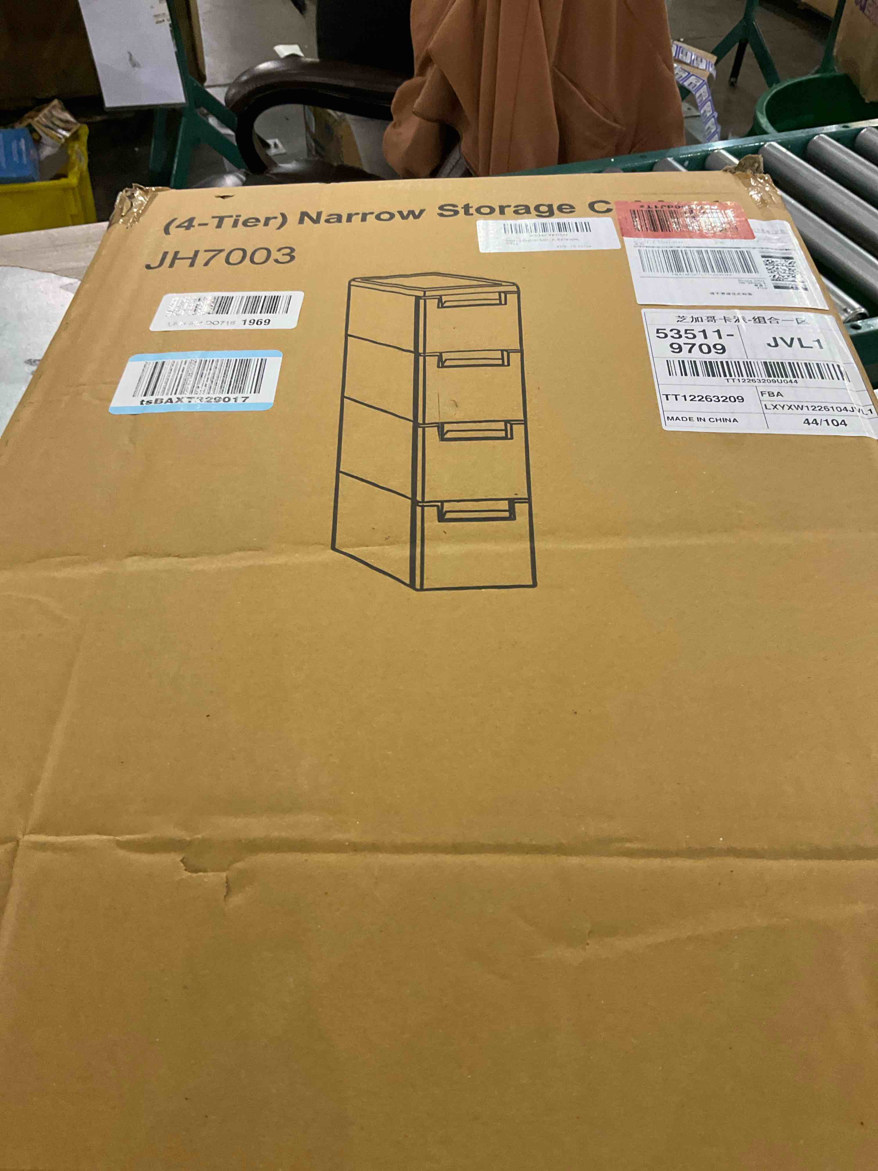 https://s3.amazonaws.com/lotting-images-prod/bidfta/PPE2497057_1746186728349.jpeg
