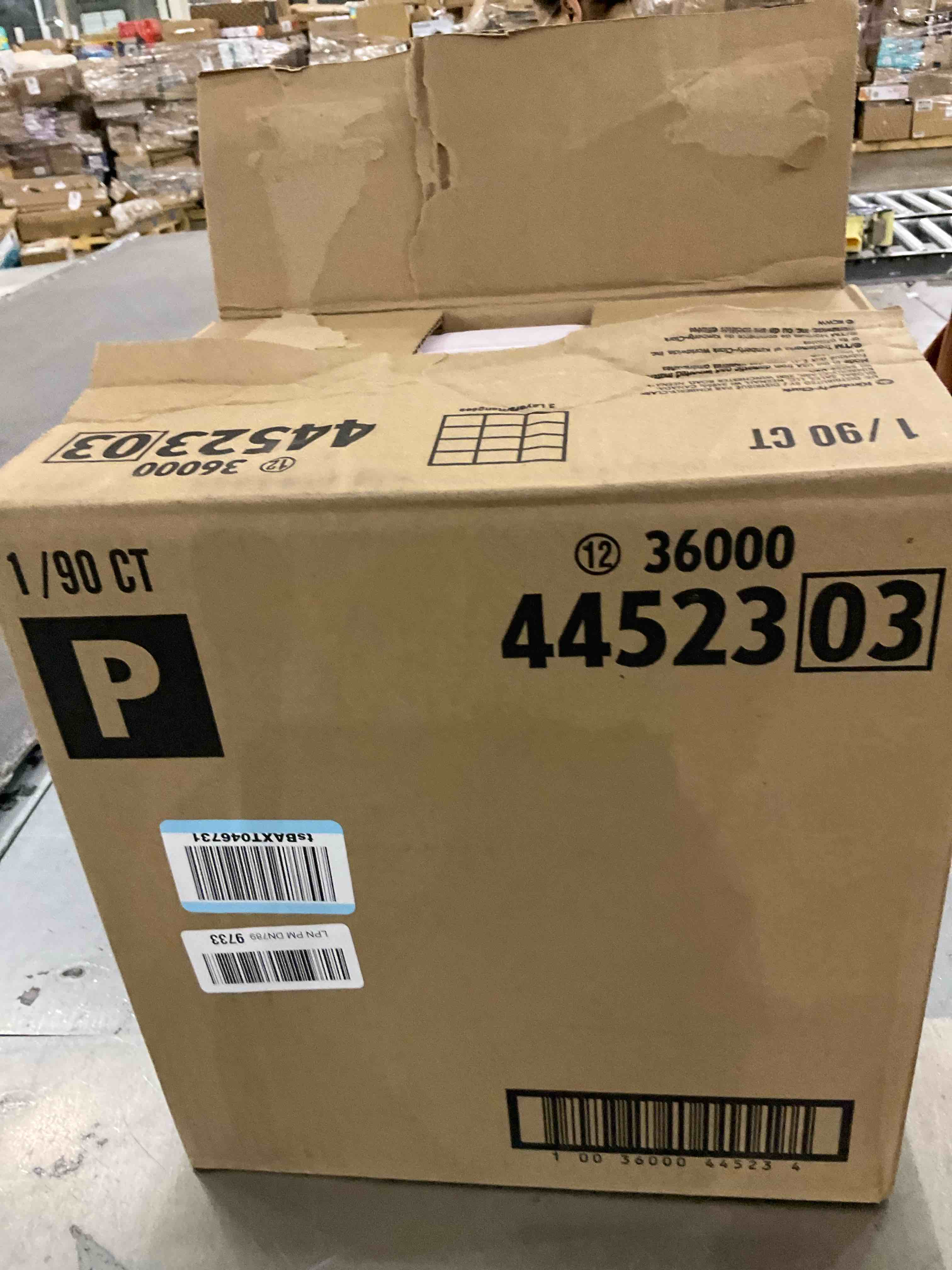 https://s3.amazonaws.com/lotting-images-prod/bidfta/PPE2497188_1746188832381.jpeg