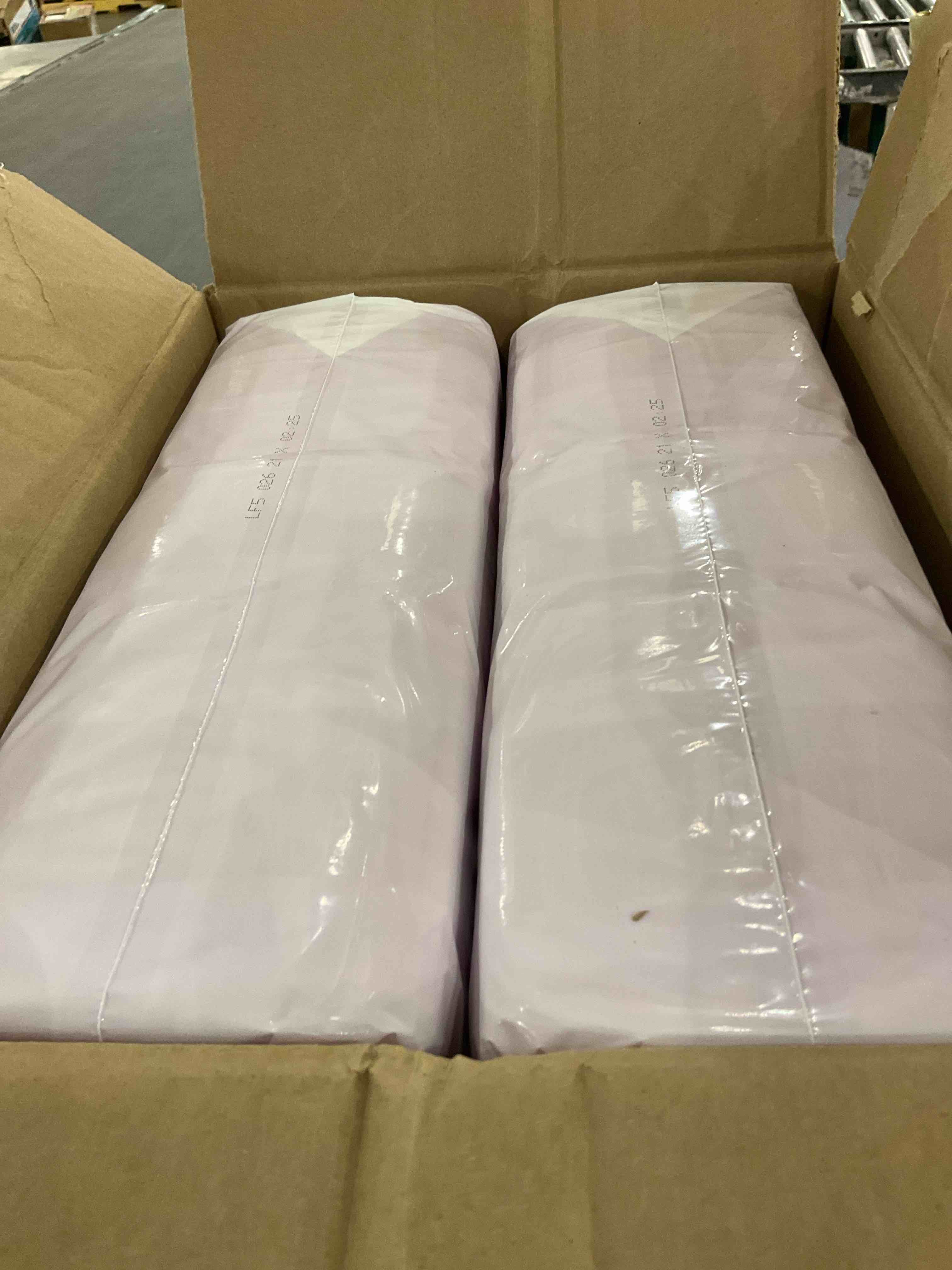 https://s3.amazonaws.com/lotting-images-prod/bidfta/PPE2497188_1746188838674.jpeg