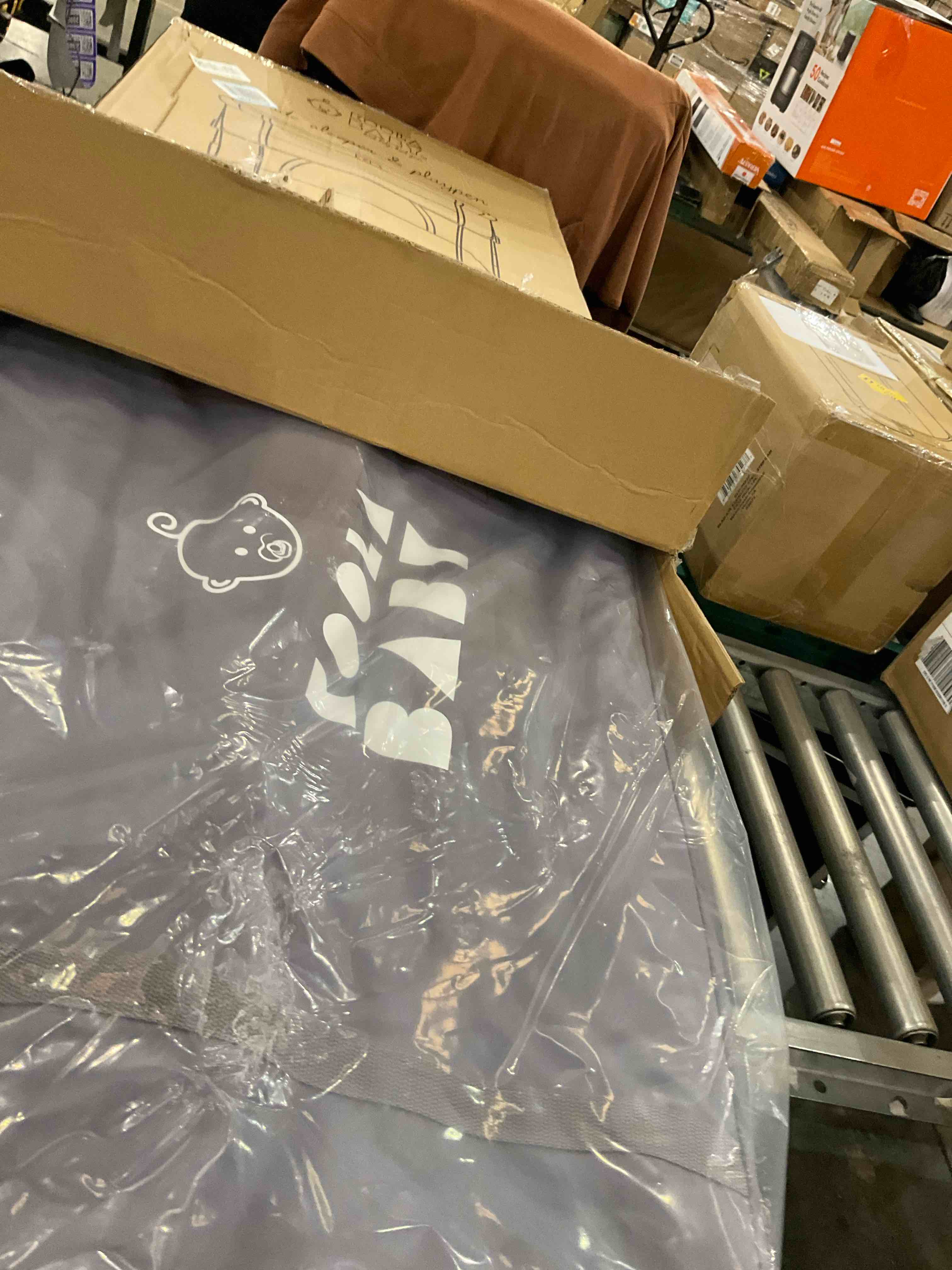 https://s3.amazonaws.com/lotting-images-prod/bidfta/PPE2497263_1746199379489.jpeg