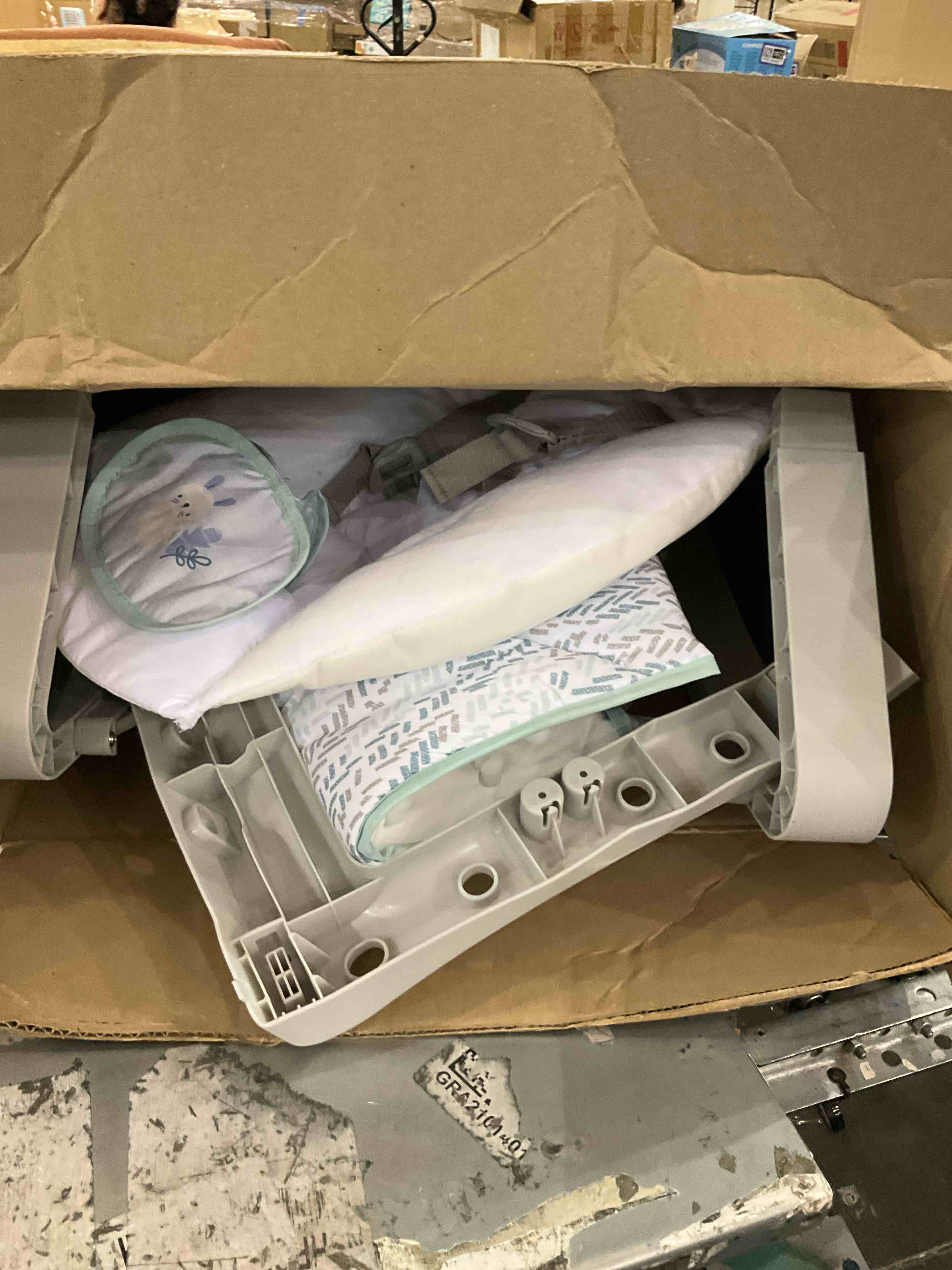 https://s3.amazonaws.com/lotting-images-prod/bidfta/PPE2497281_1746197911513.jpeg