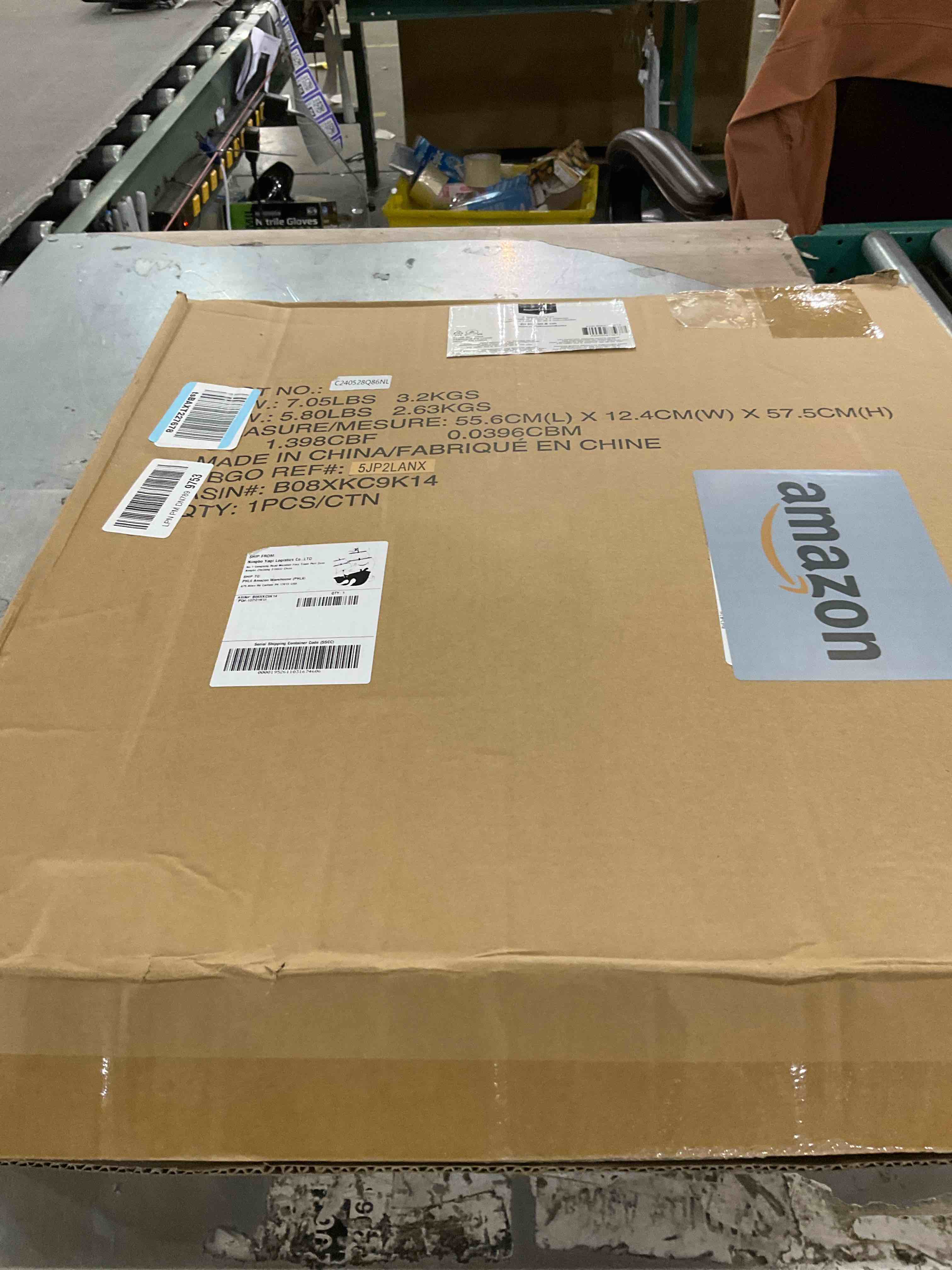 https://s3.amazonaws.com/lotting-images-prod/bidfta/PPE2497314_1746193352736.jpeg