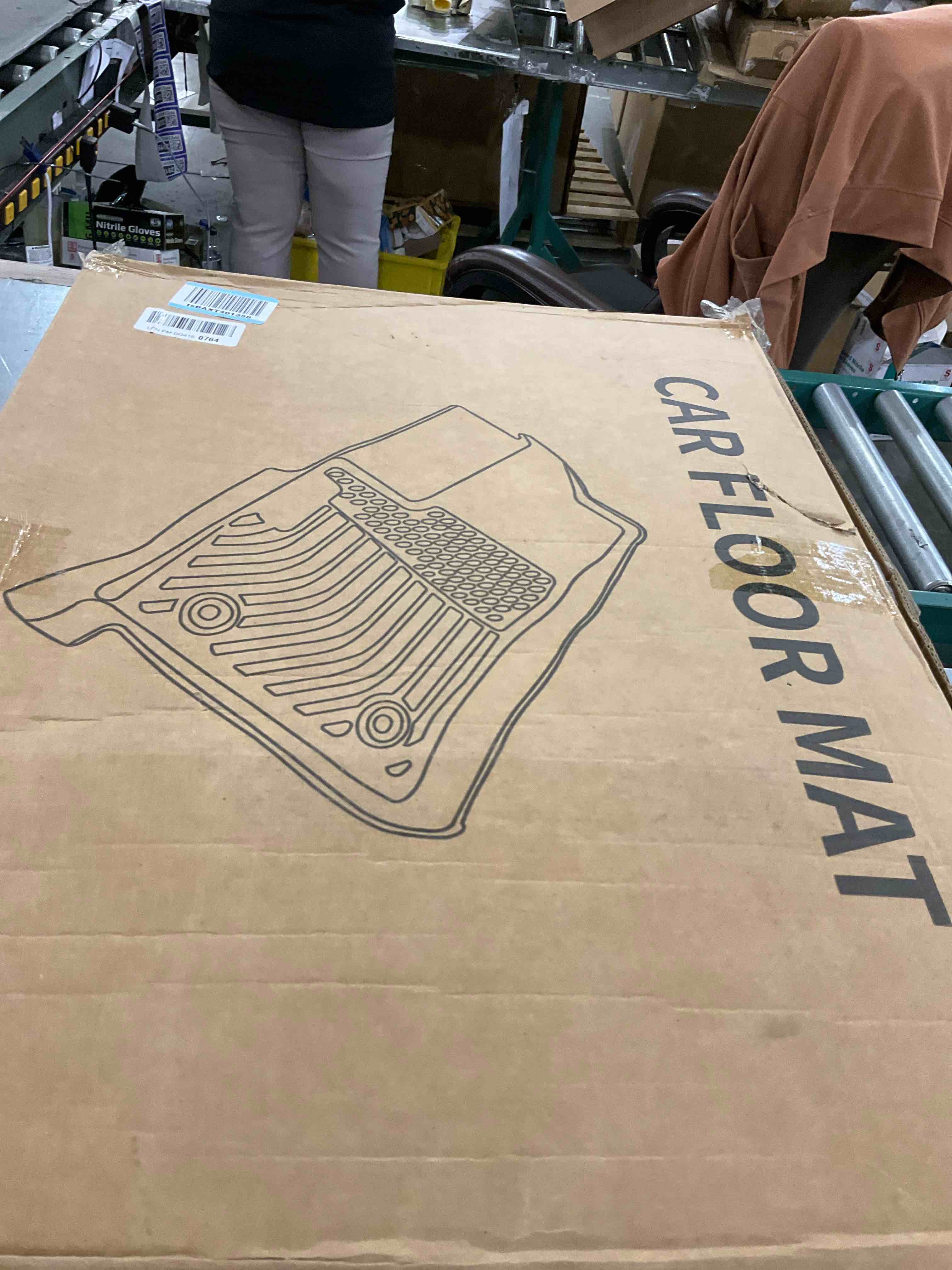 https://s3.amazonaws.com/lotting-images-prod/bidfta/PPE2497319_1746192306737.jpeg