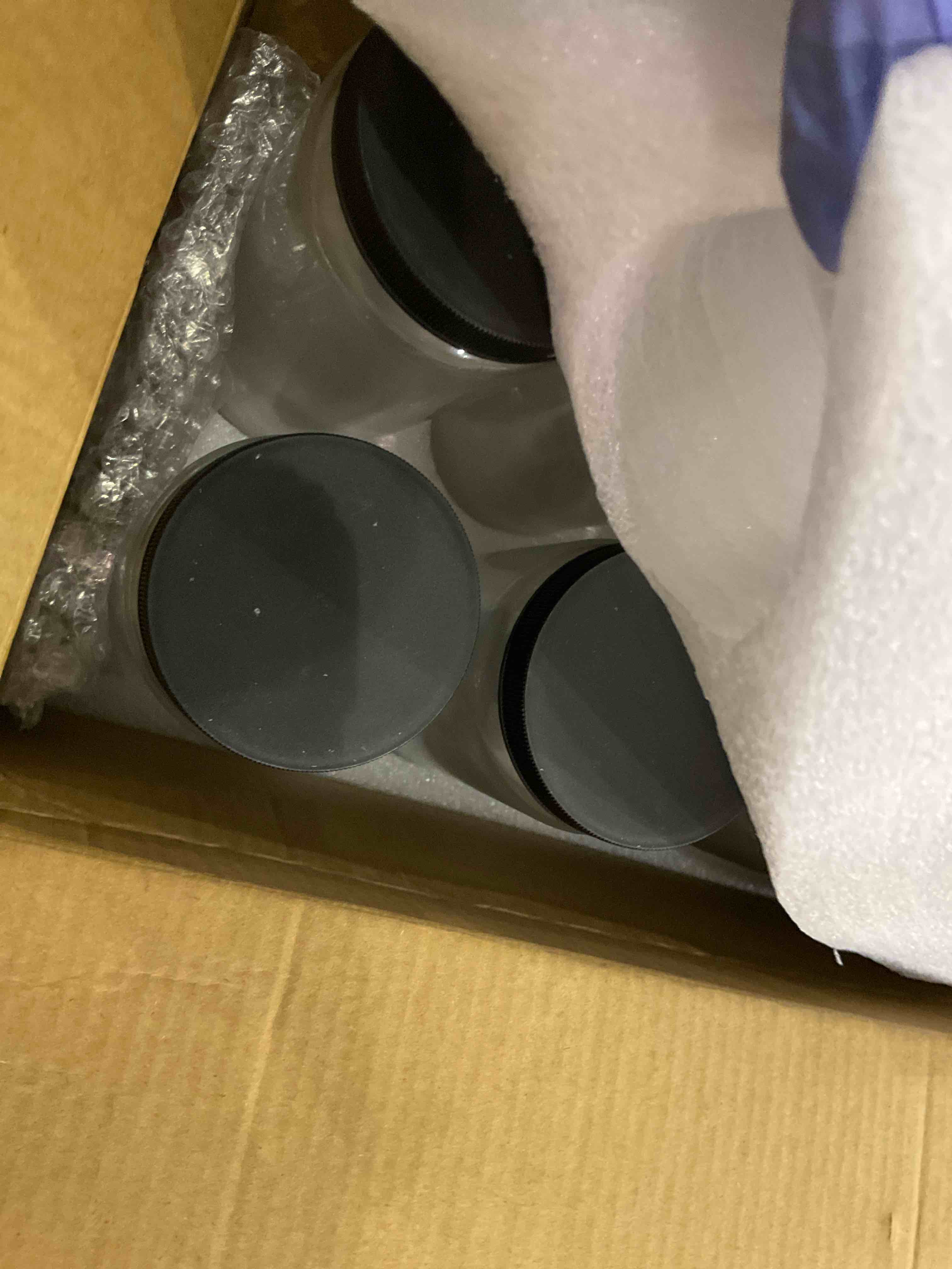 https://s3.amazonaws.com/lotting-images-prod/bidfta/PPE2497453_1746444146003.jpeg