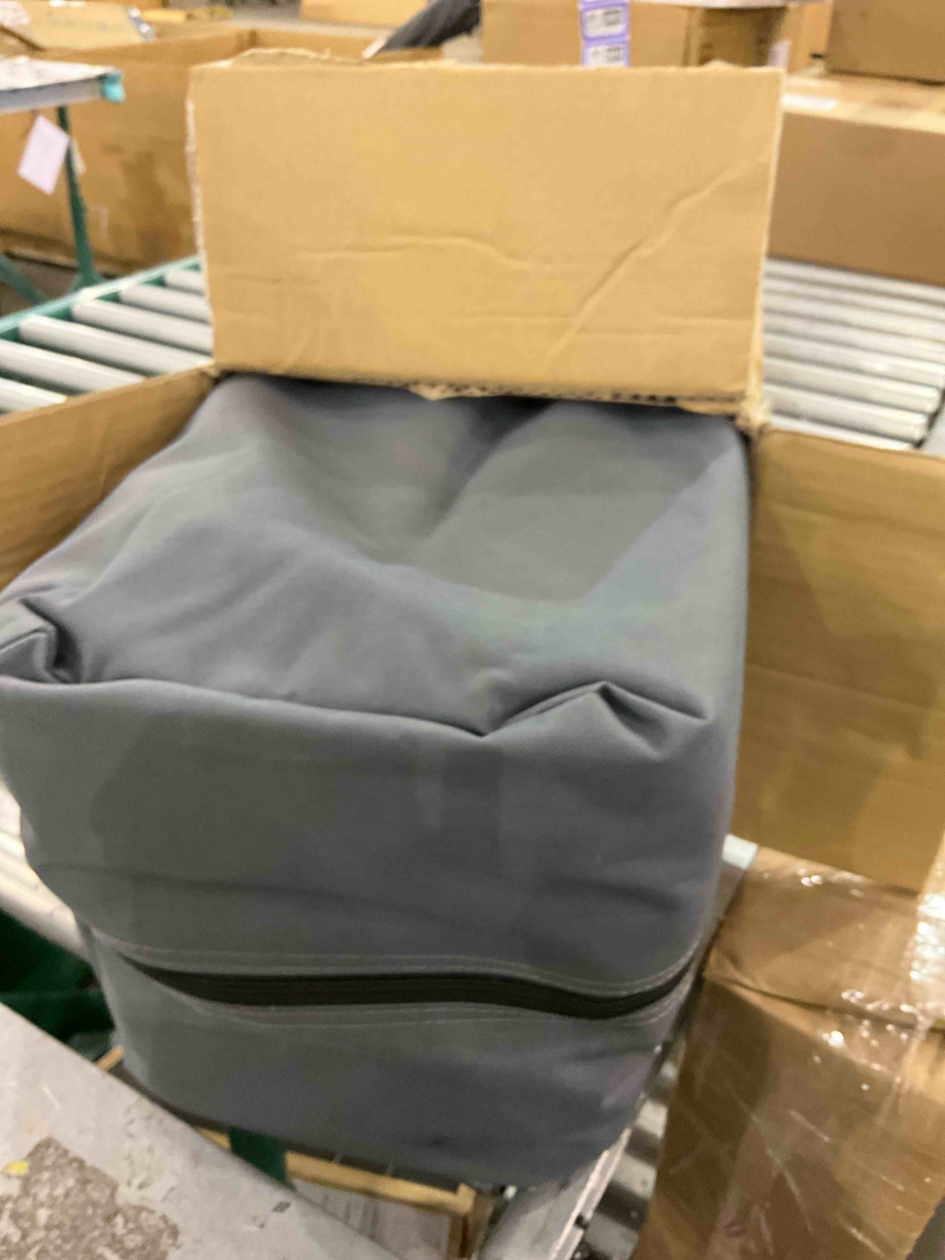 https://s3.amazonaws.com/lotting-images-prod/bidfta/PPE2497508_1746211561991.jpeg