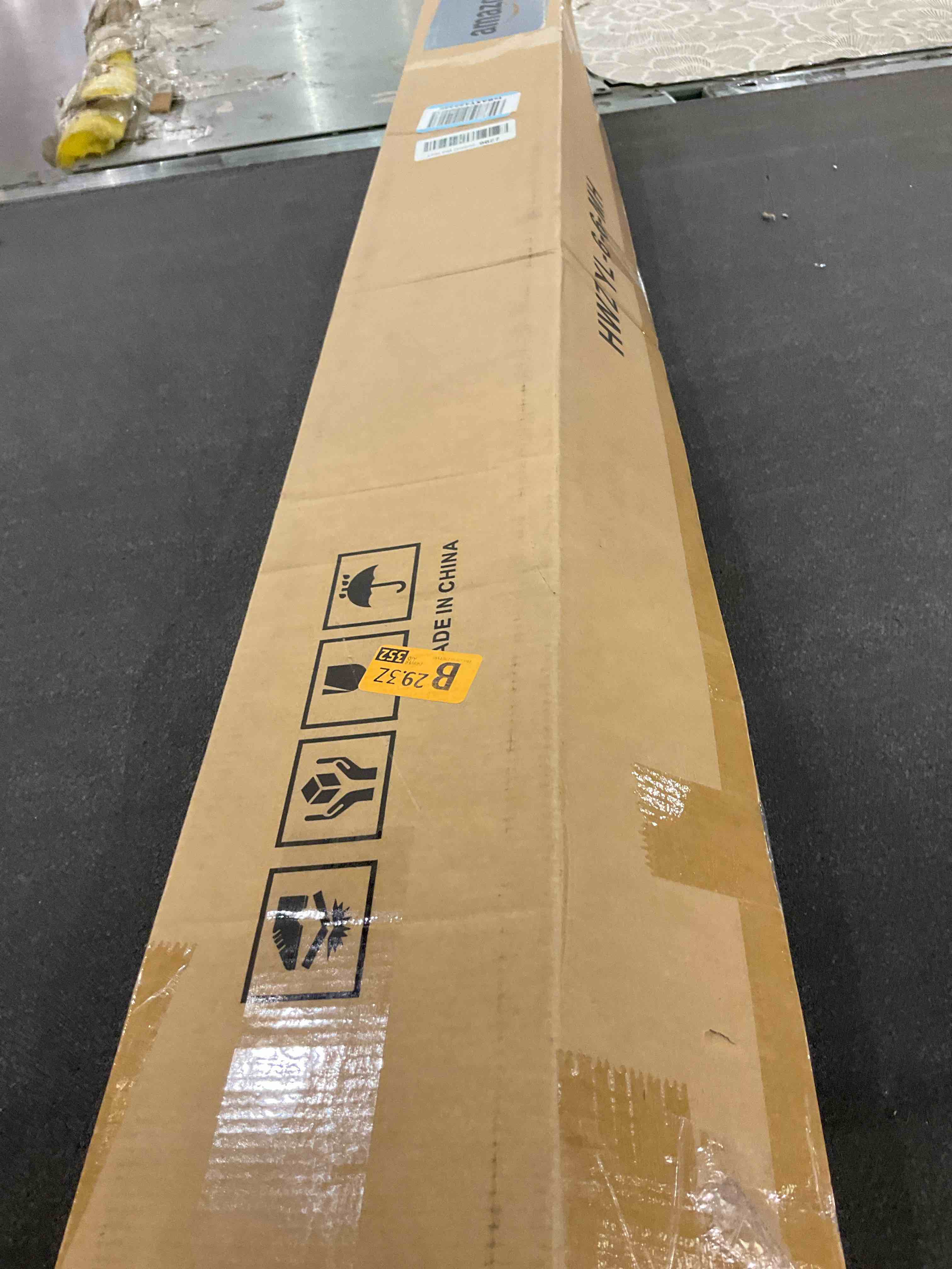 https://s3.amazonaws.com/lotting-images-prod/bidfta/PPE2497518_1746207560061.jpeg
