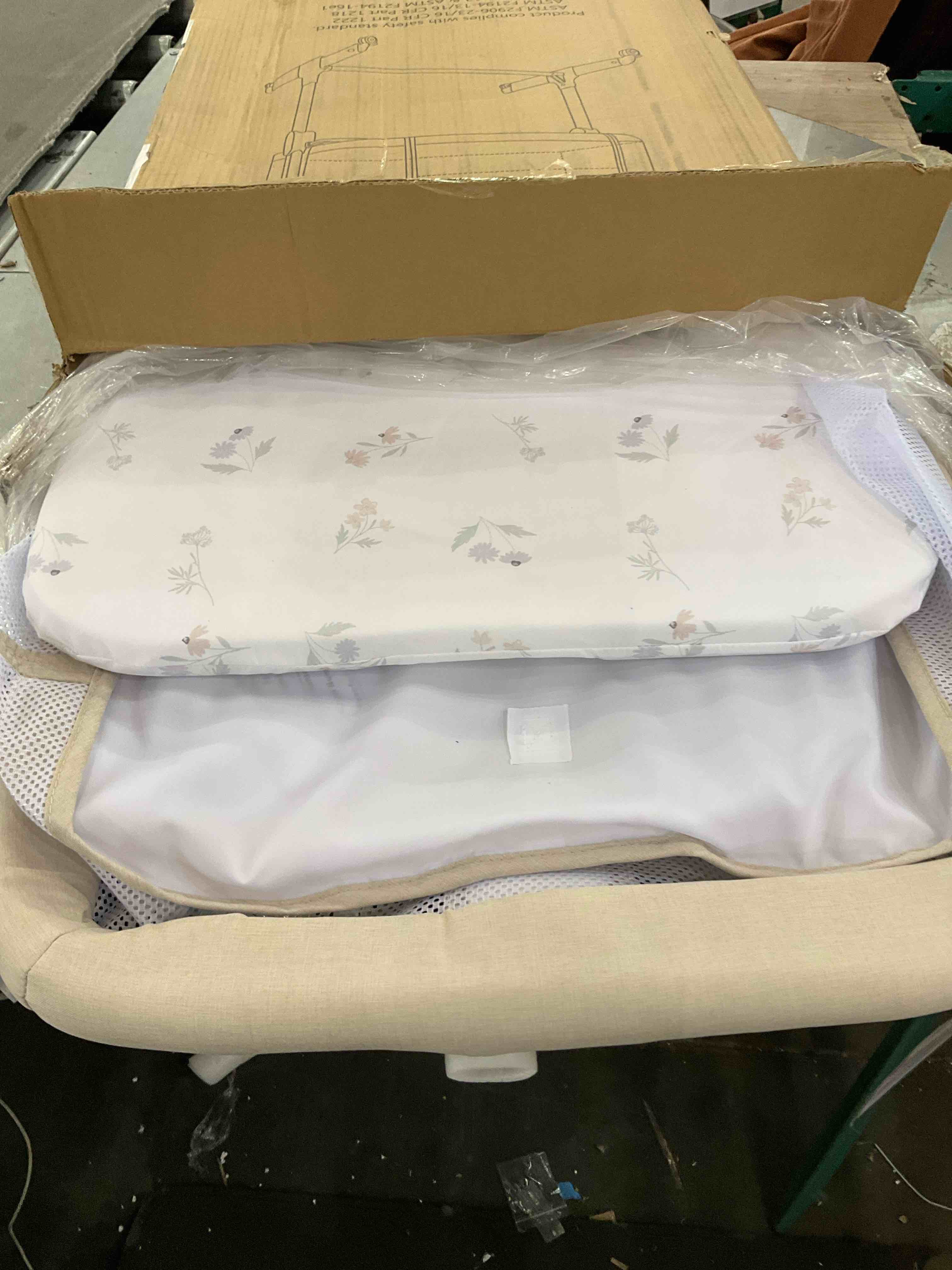 https://s3.amazonaws.com/lotting-images-prod/bidfta/PPE2497554_1746203723131.jpeg