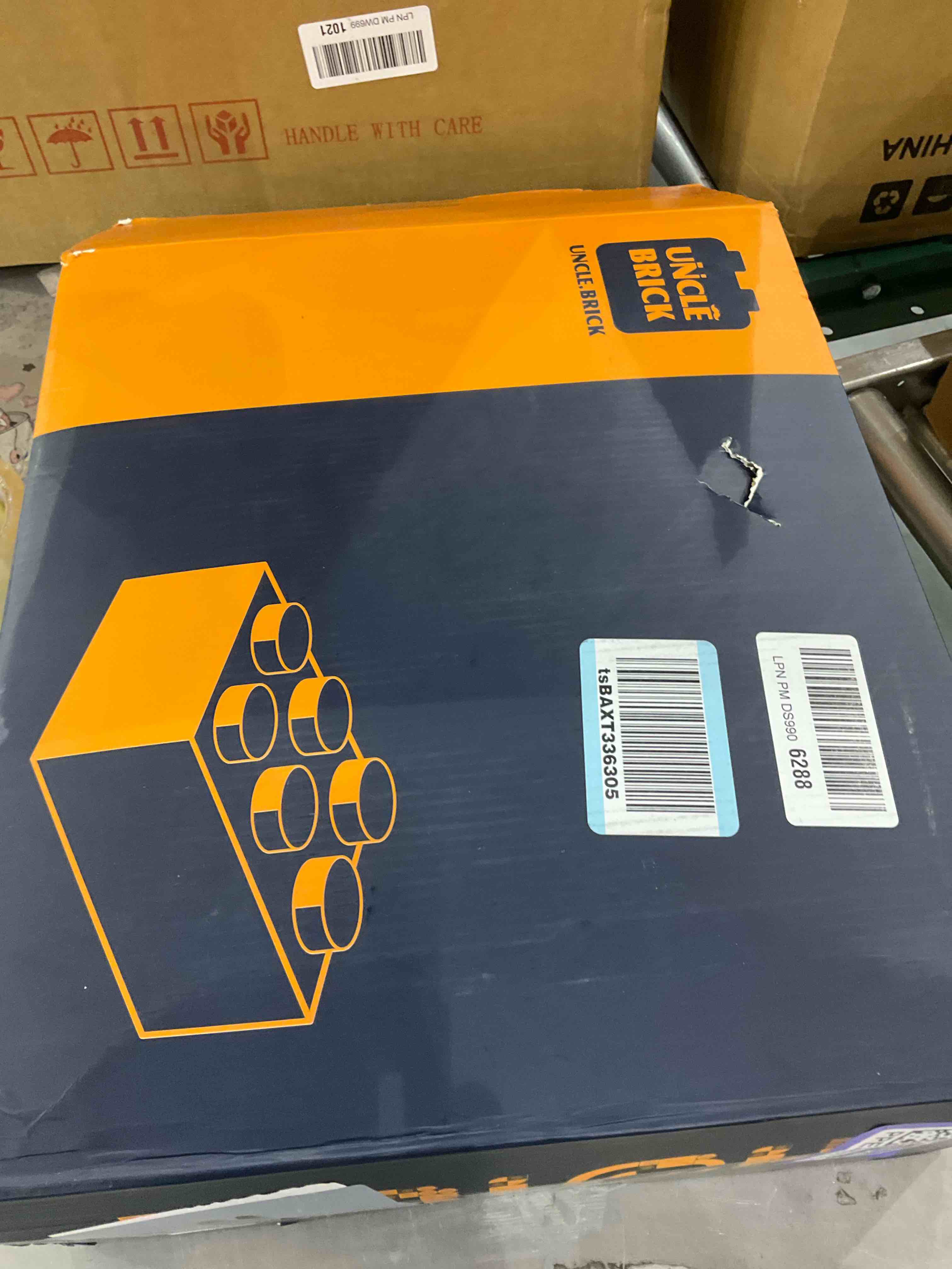 https://s3.amazonaws.com/lotting-images-prod/bidfta/PPE2497584_1746448221798.jpeg
