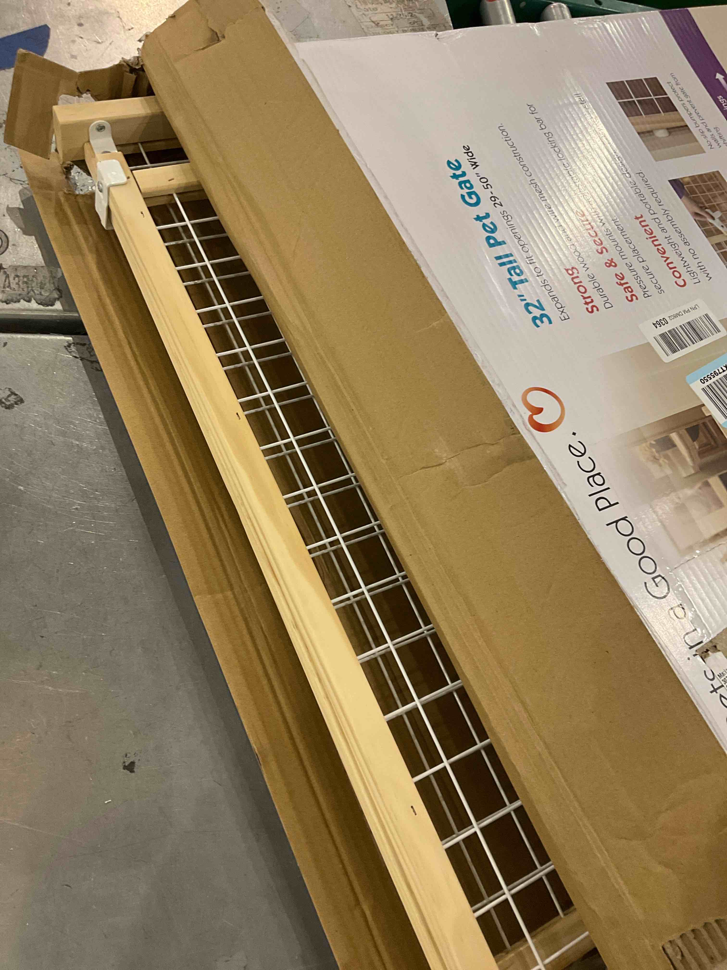 https://s3.amazonaws.com/lotting-images-prod/bidfta/PPE2497863_1746457297975.jpeg
