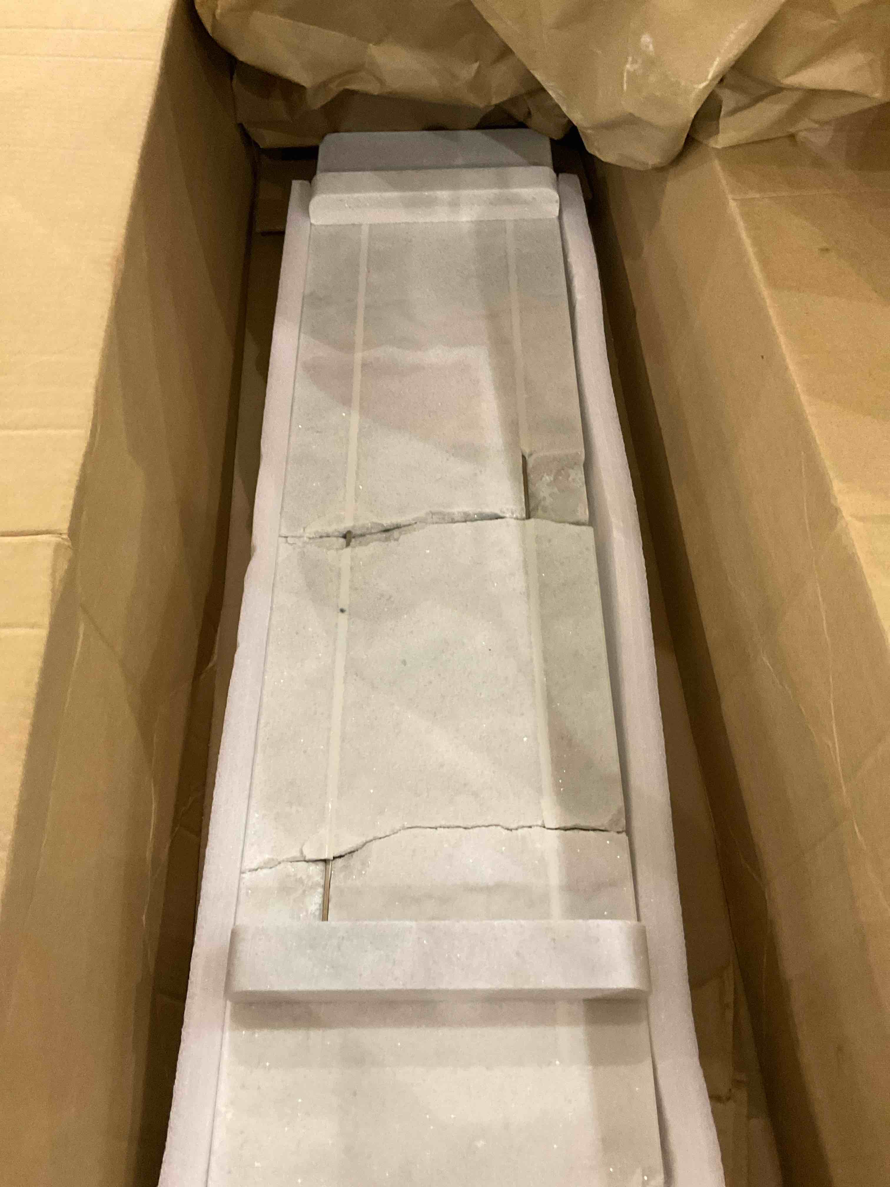 https://s3.amazonaws.com/lotting-images-prod/bidfta/PPE2497893_1746455796845.jpeg