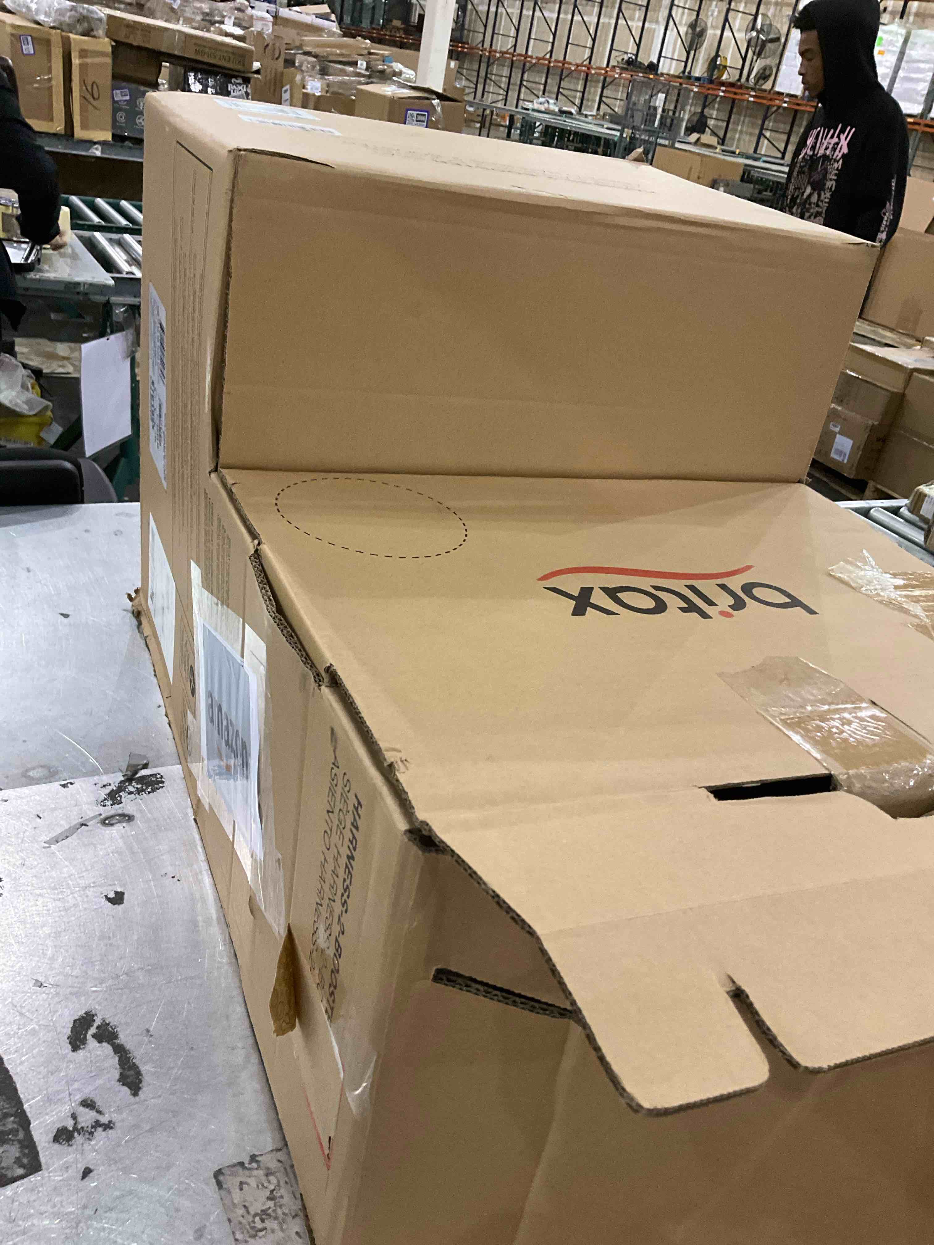 https://s3.amazonaws.com/lotting-images-prod/bidfta/PPE2498281_1746467402950.jpeg