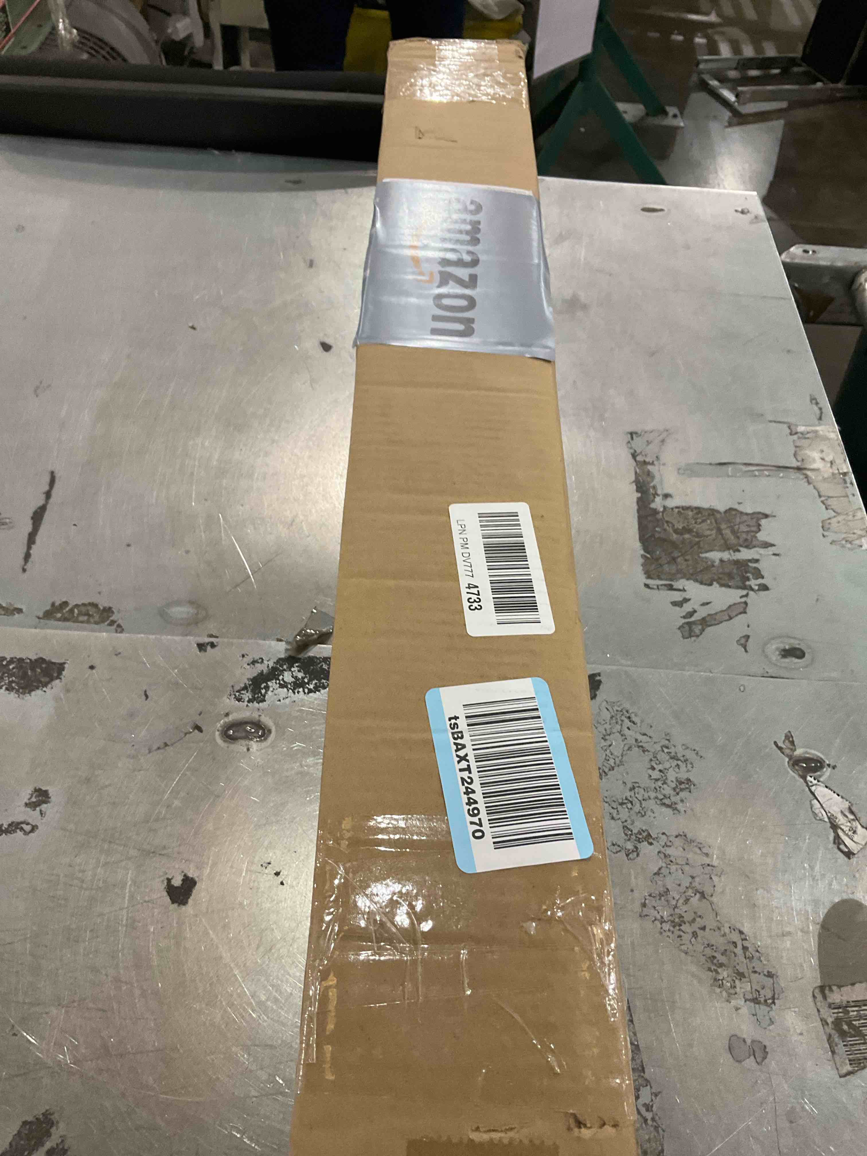 https://s3.amazonaws.com/lotting-images-prod/bidfta/PPE2498284_1746467529109.jpeg