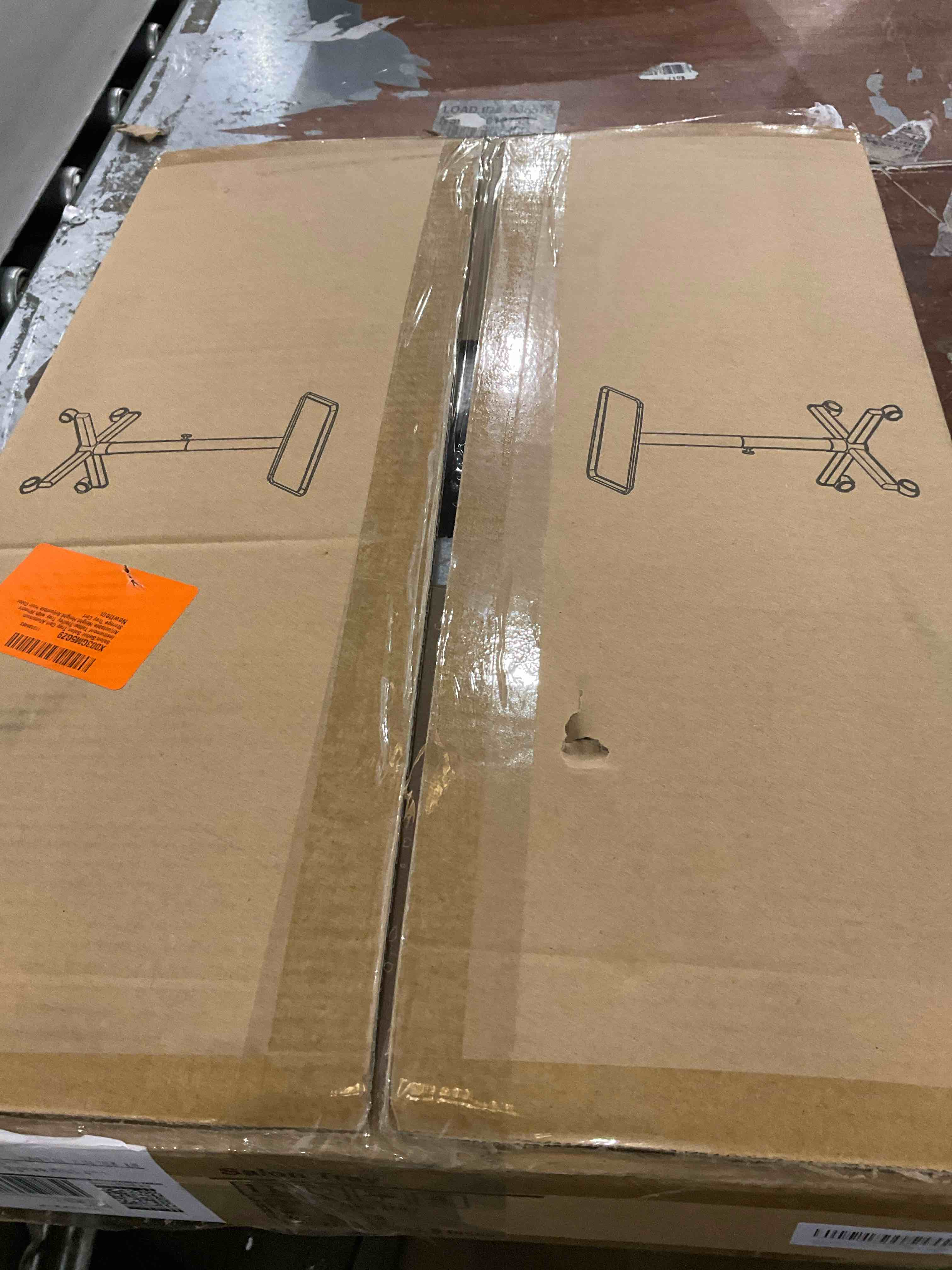 https://s3.amazonaws.com/lotting-images-prod/bidfta/PPE2498468_1746472126656.jpeg
