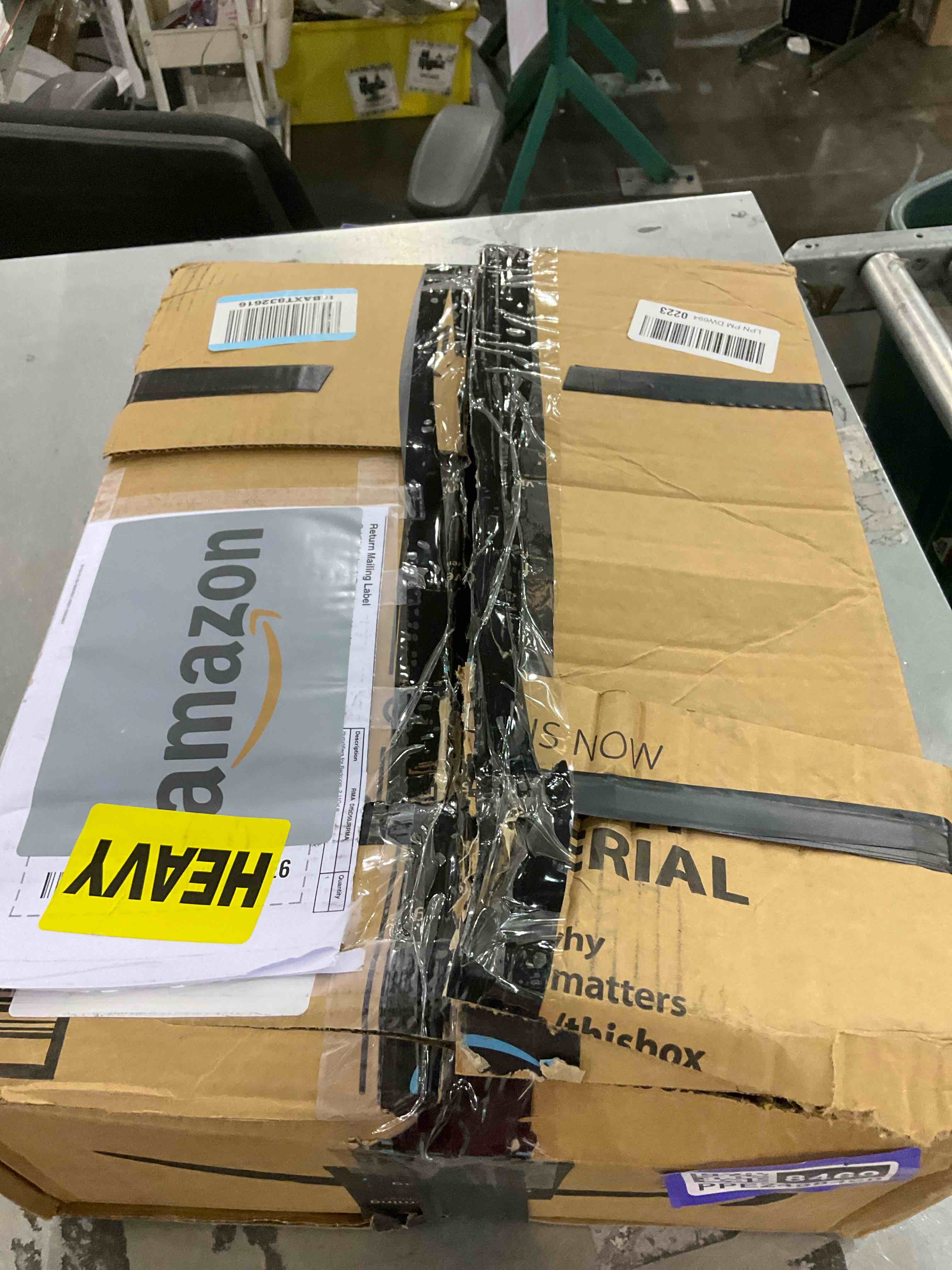 https://s3.amazonaws.com/lotting-images-prod/bidfta/PPE2498469_1746471976016.jpeg